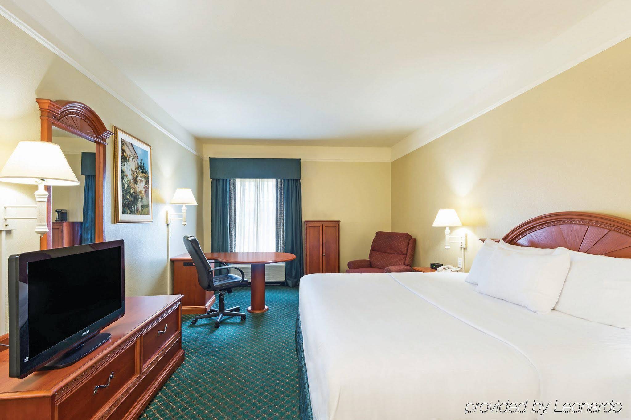 The Chateau Hotel Covington