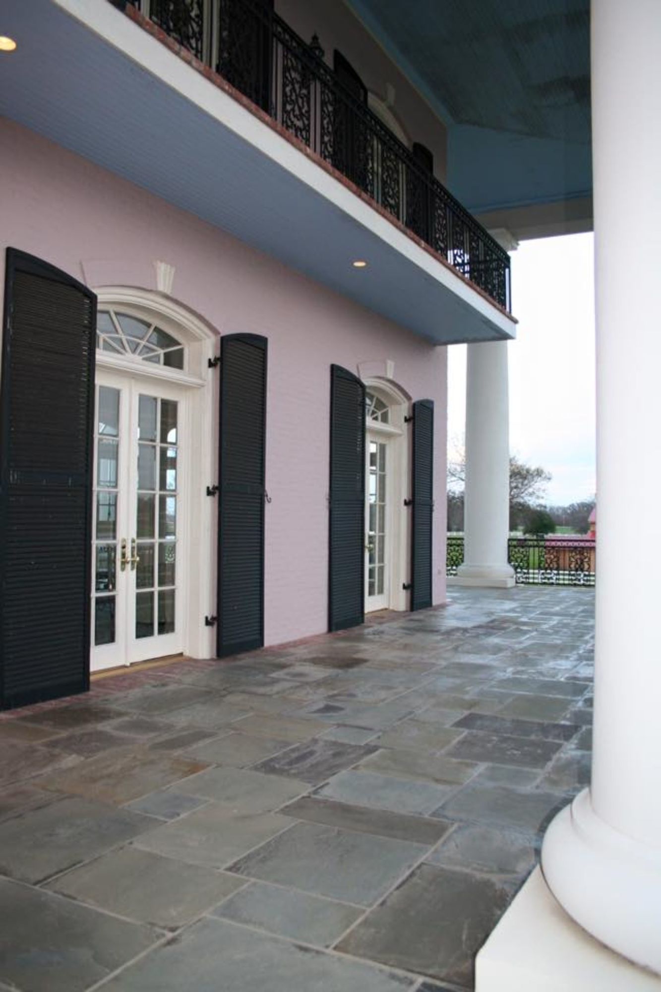 The Mansion At Red Hill