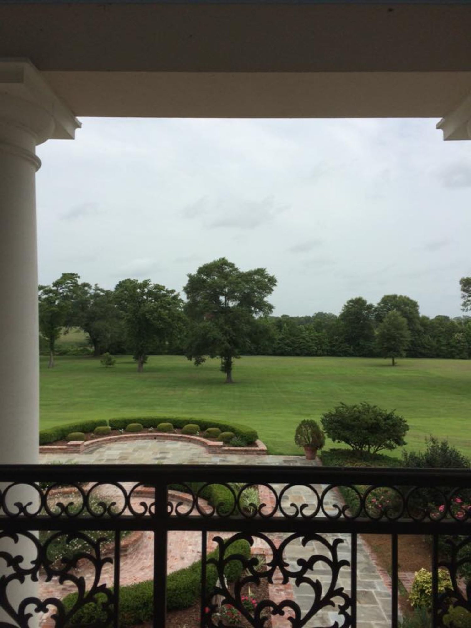 The Mansion At Red Hill