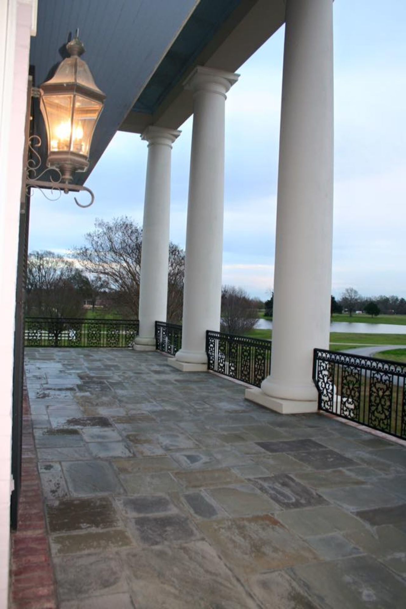 The Mansion At Red Hill