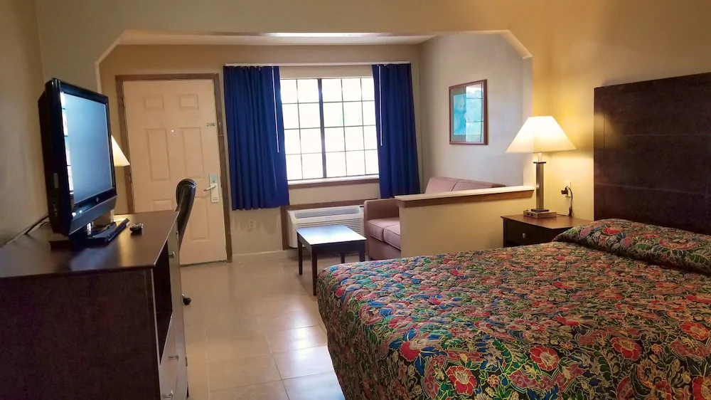 Highland Inn