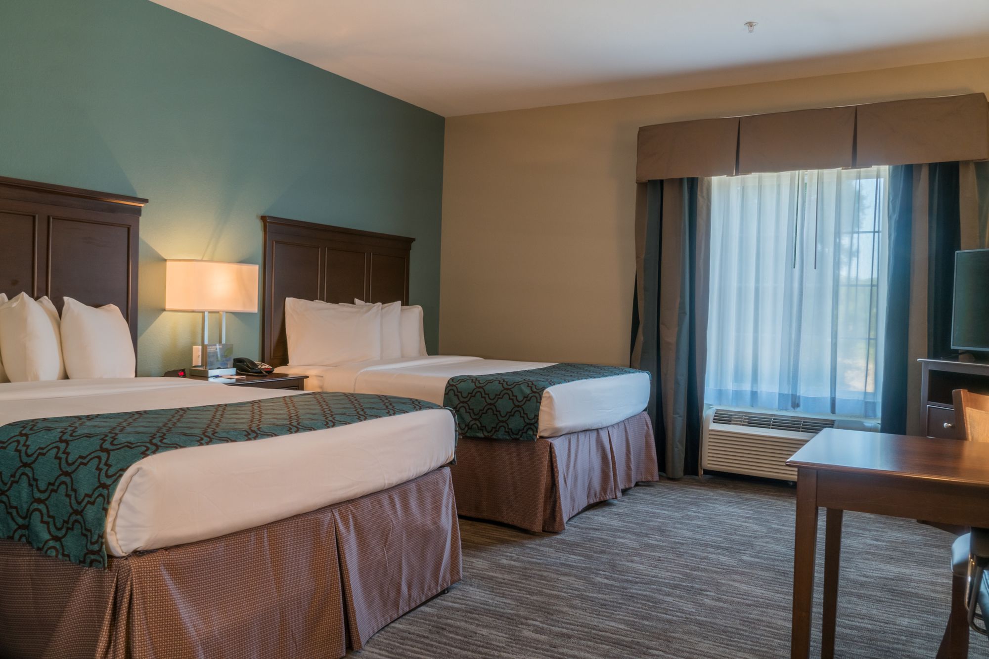 Heritage Place Hotel and Suites