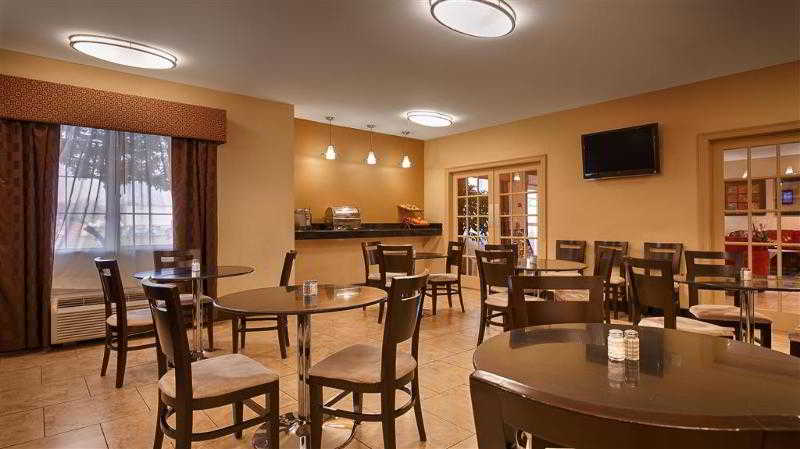 Best Western Plus DeRidder Inn & Suites