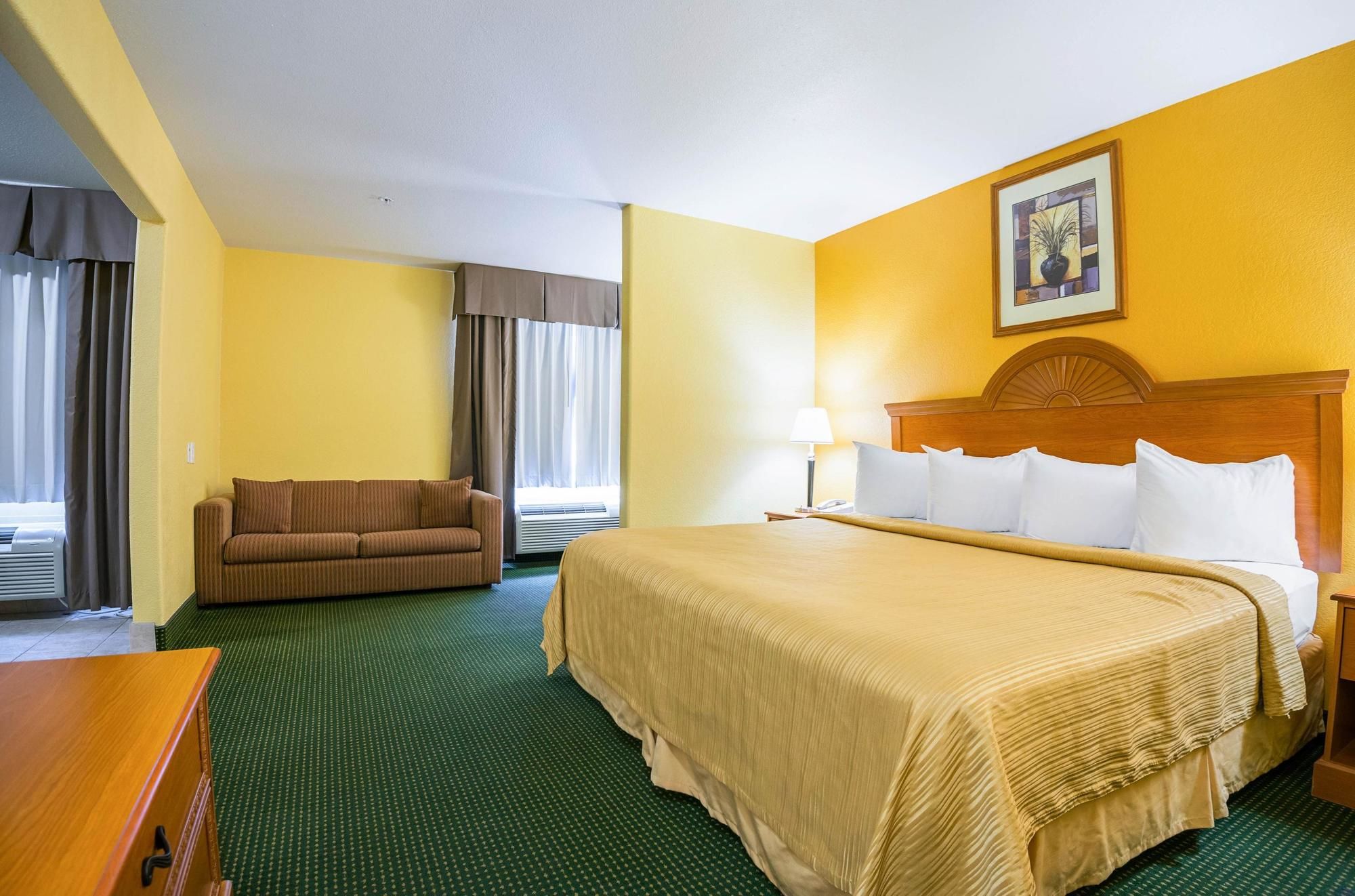 Quality Inn & Suites