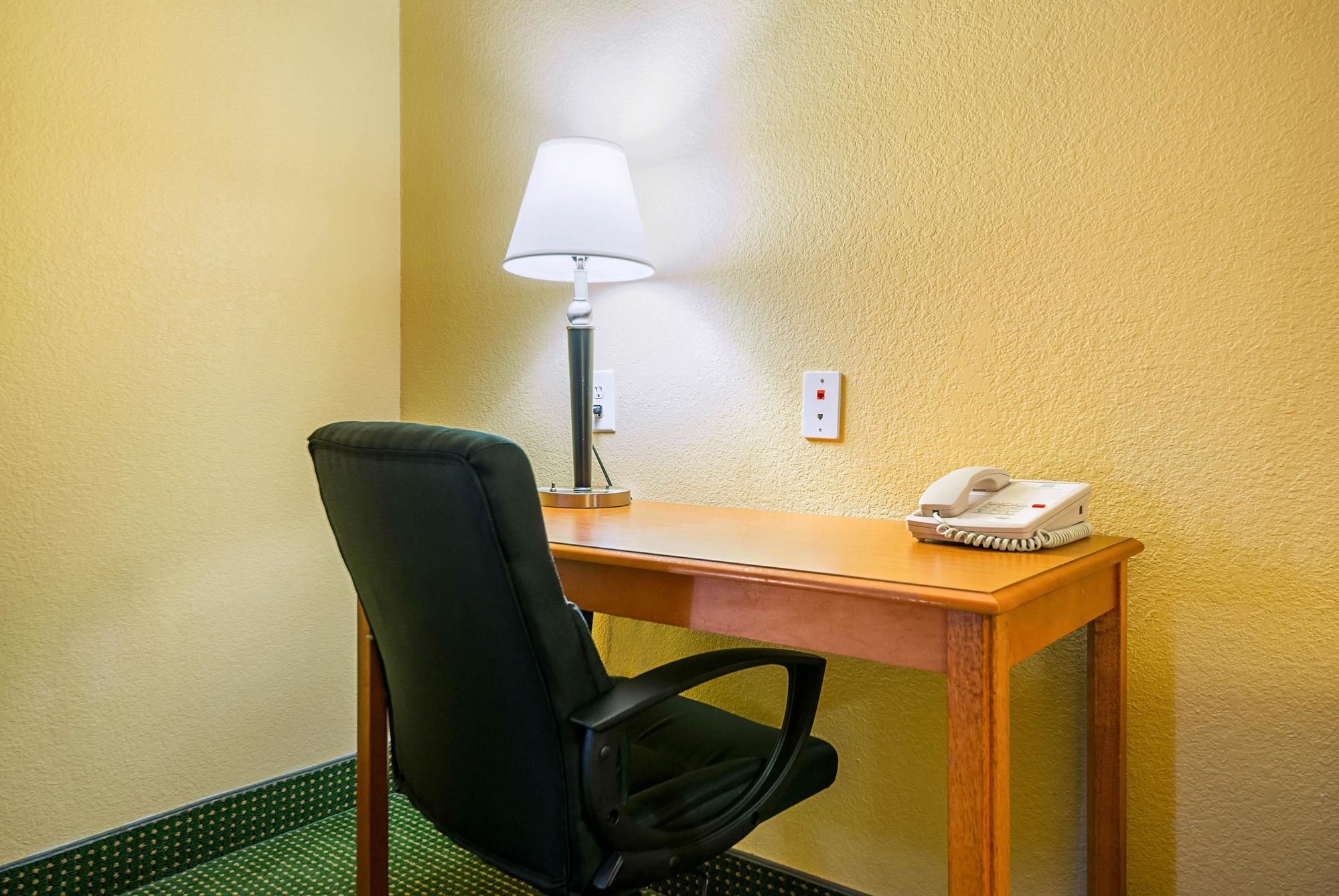Quality Inn & Suites