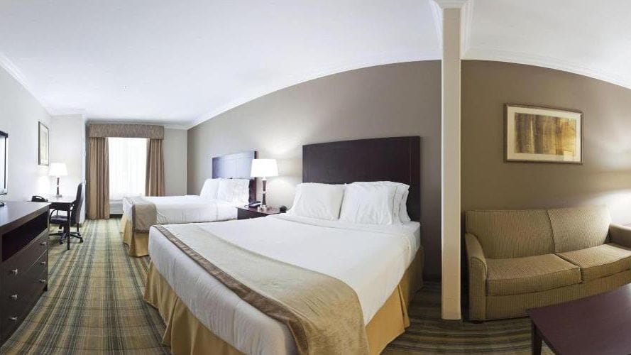 Holiday Inn Express Hotel & Suites Galliano