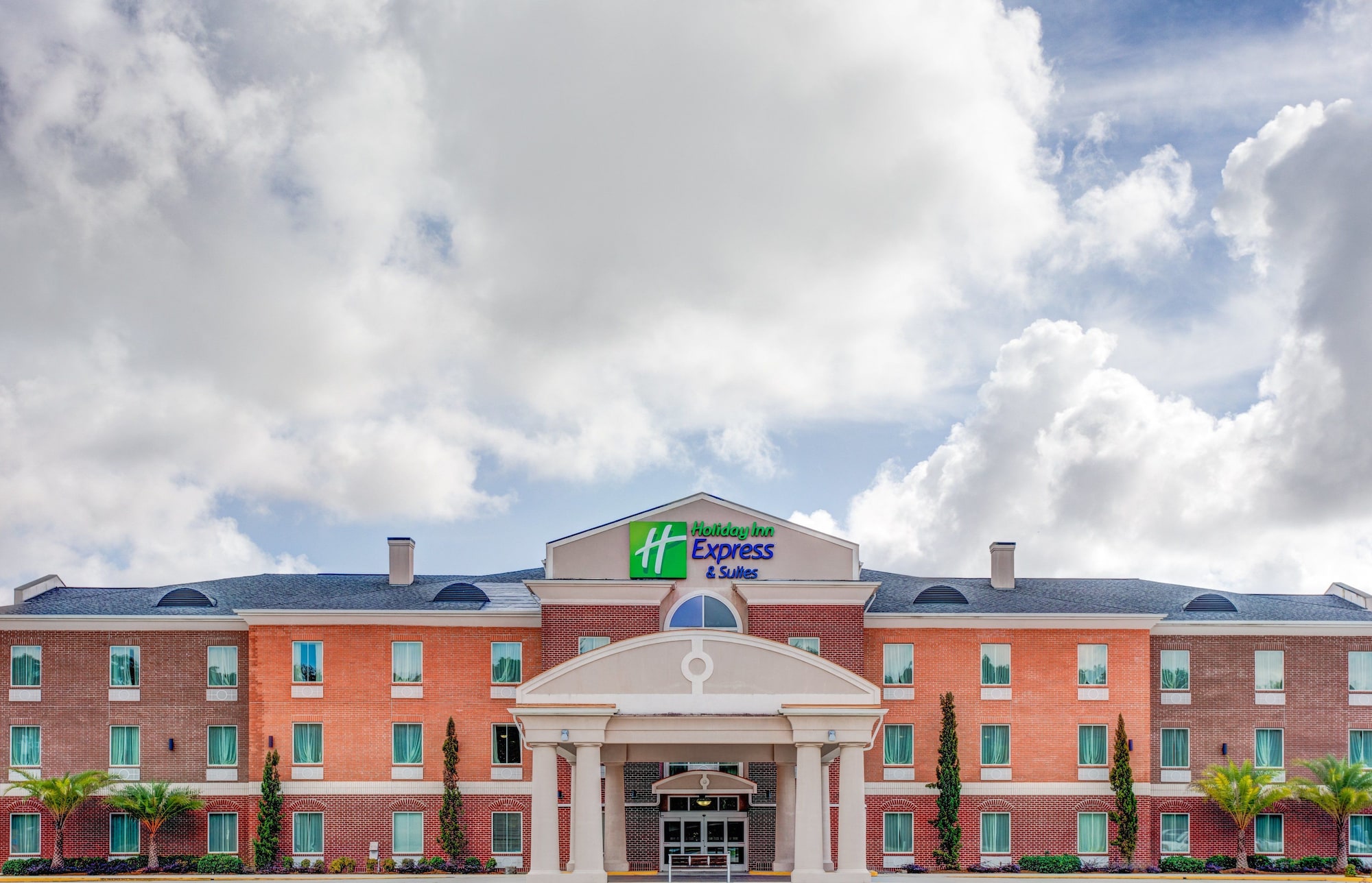 Holiday Inn Express Hotel & Suites Galliano