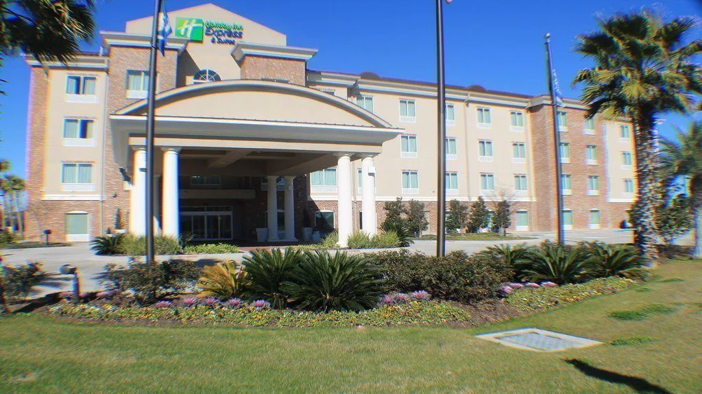 Holiday Inn Express & Suites Gonzales