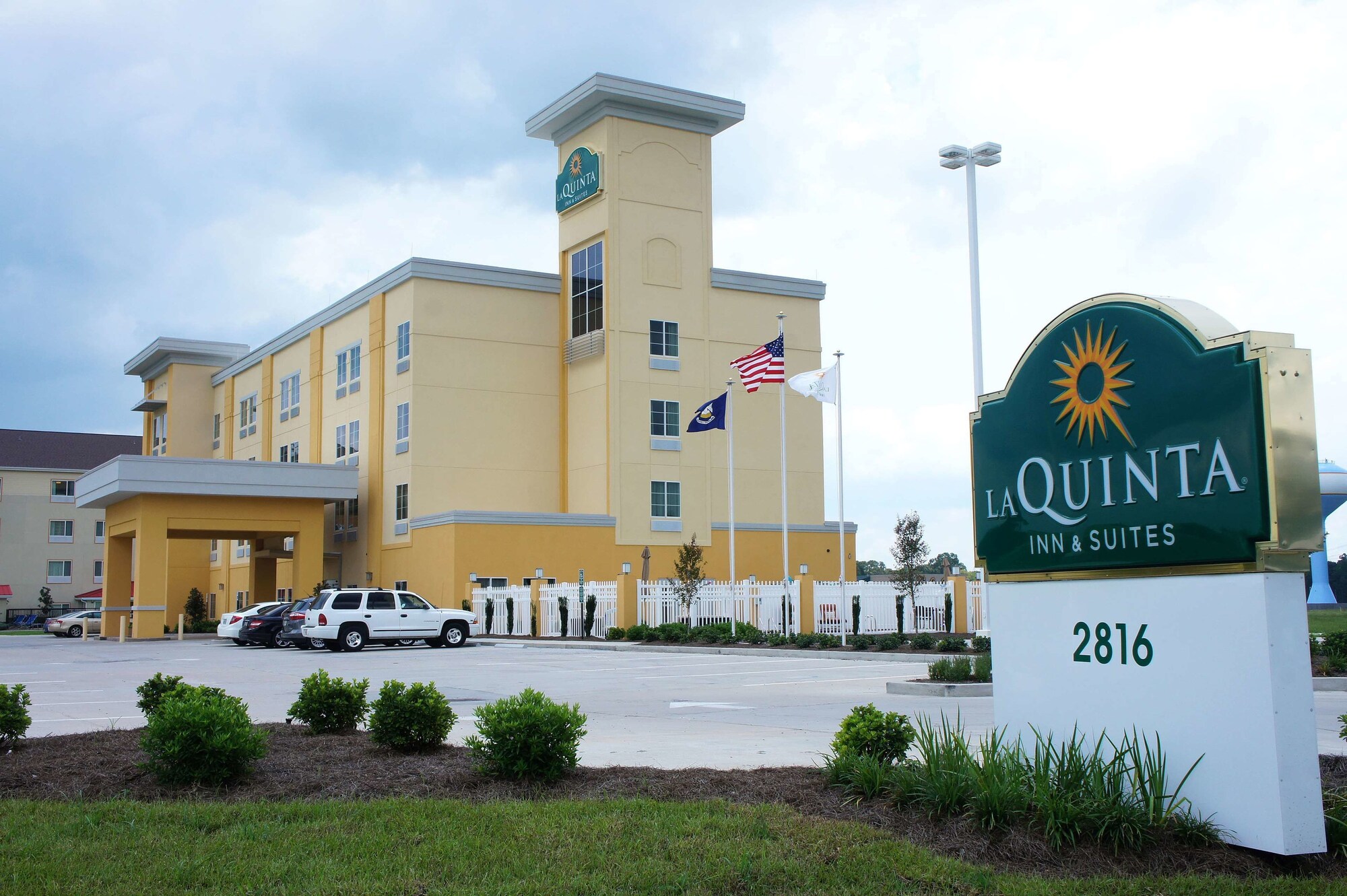 La Quinta Inn & Suites by Wyndham Gonzales LA