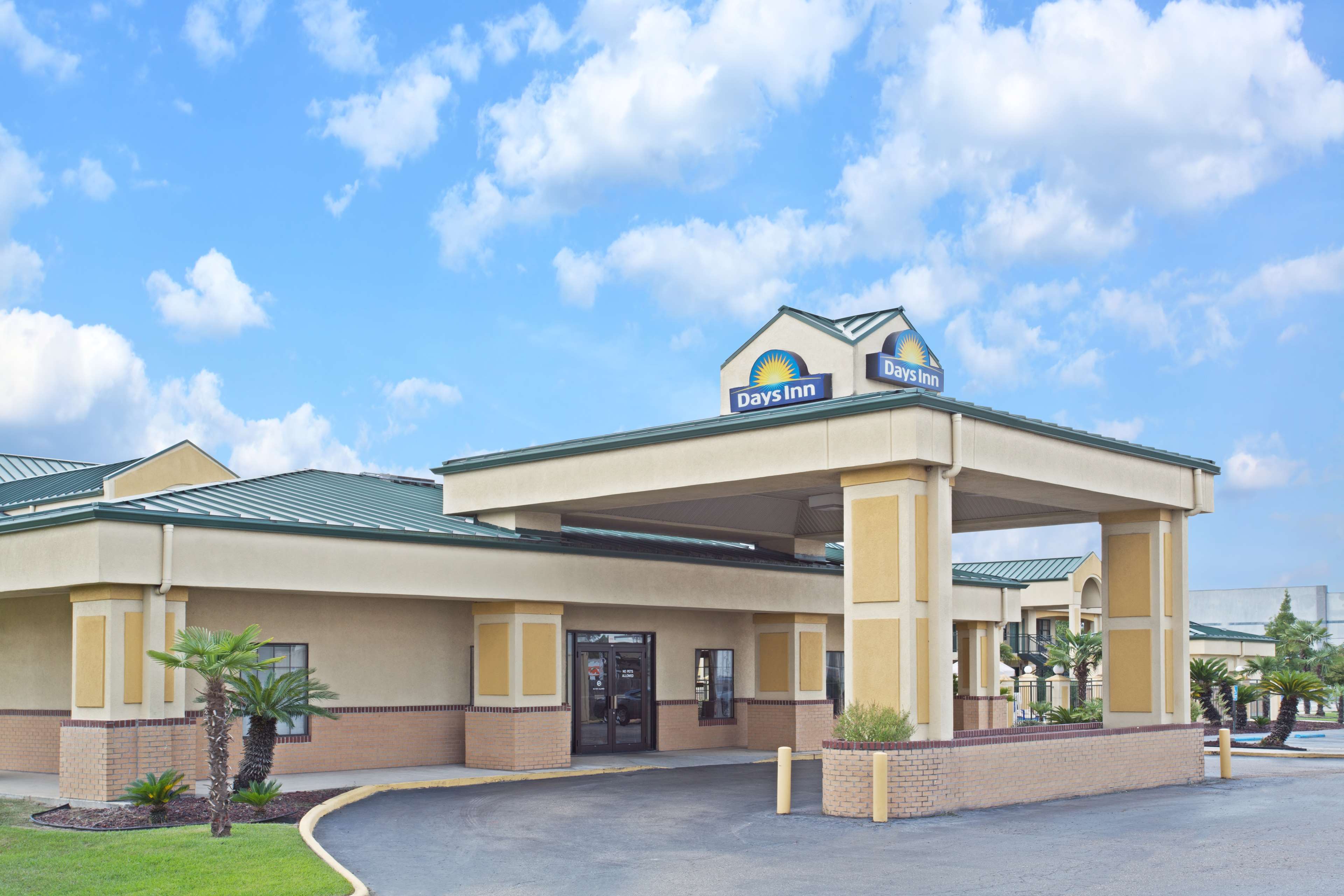 Days Inn by Wyndham Hammond