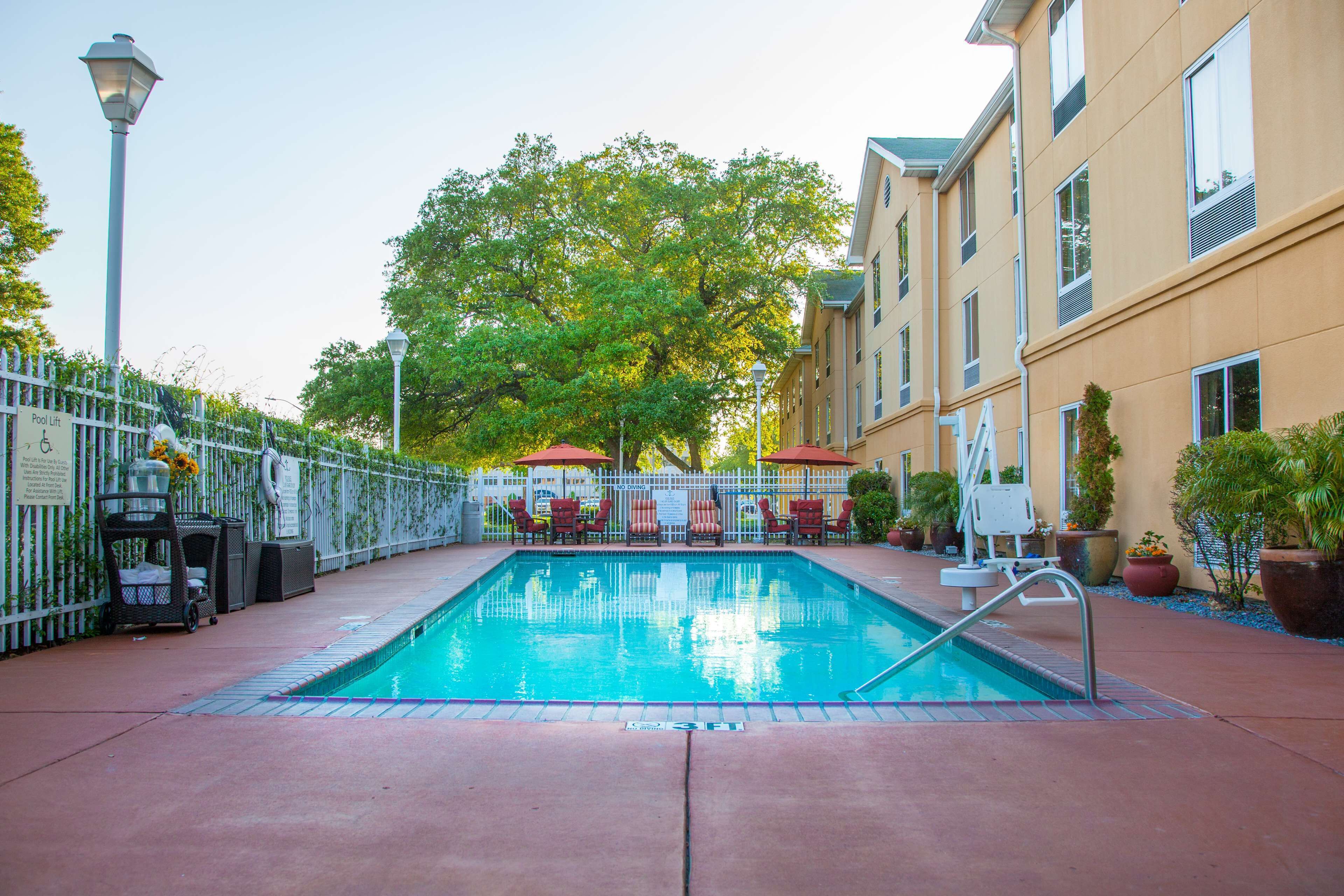 Hampton Inn & Suites New Orleans/Elmwood