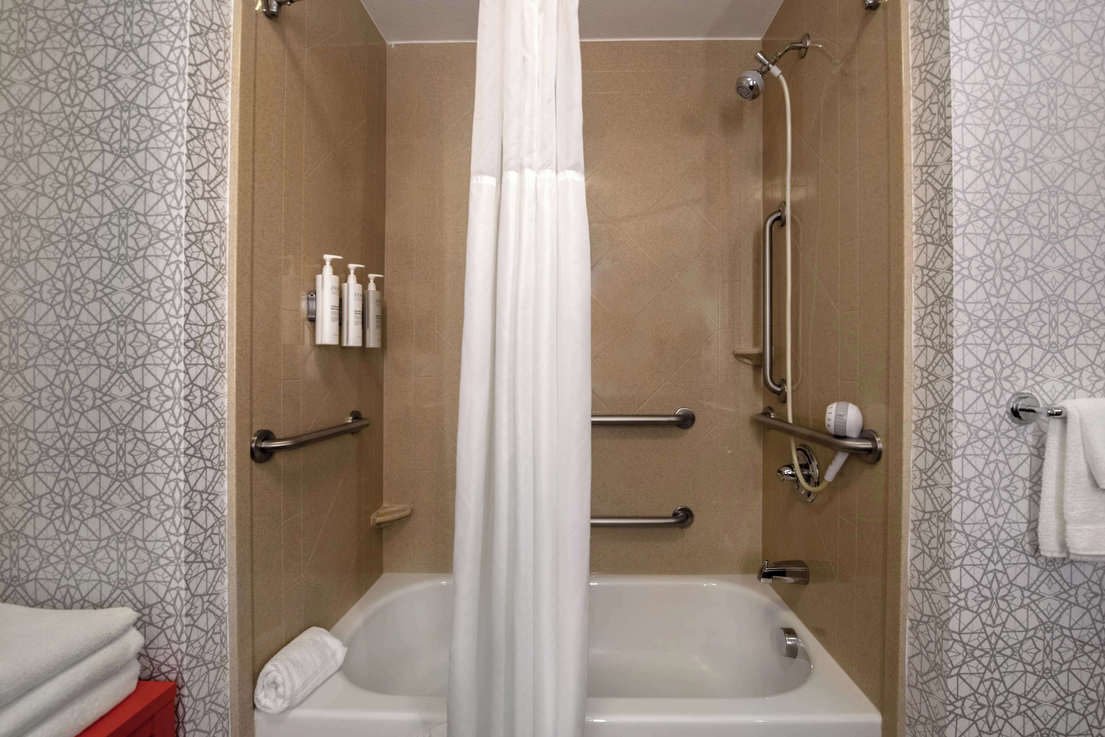 Hampton Inn & Suites Harvey