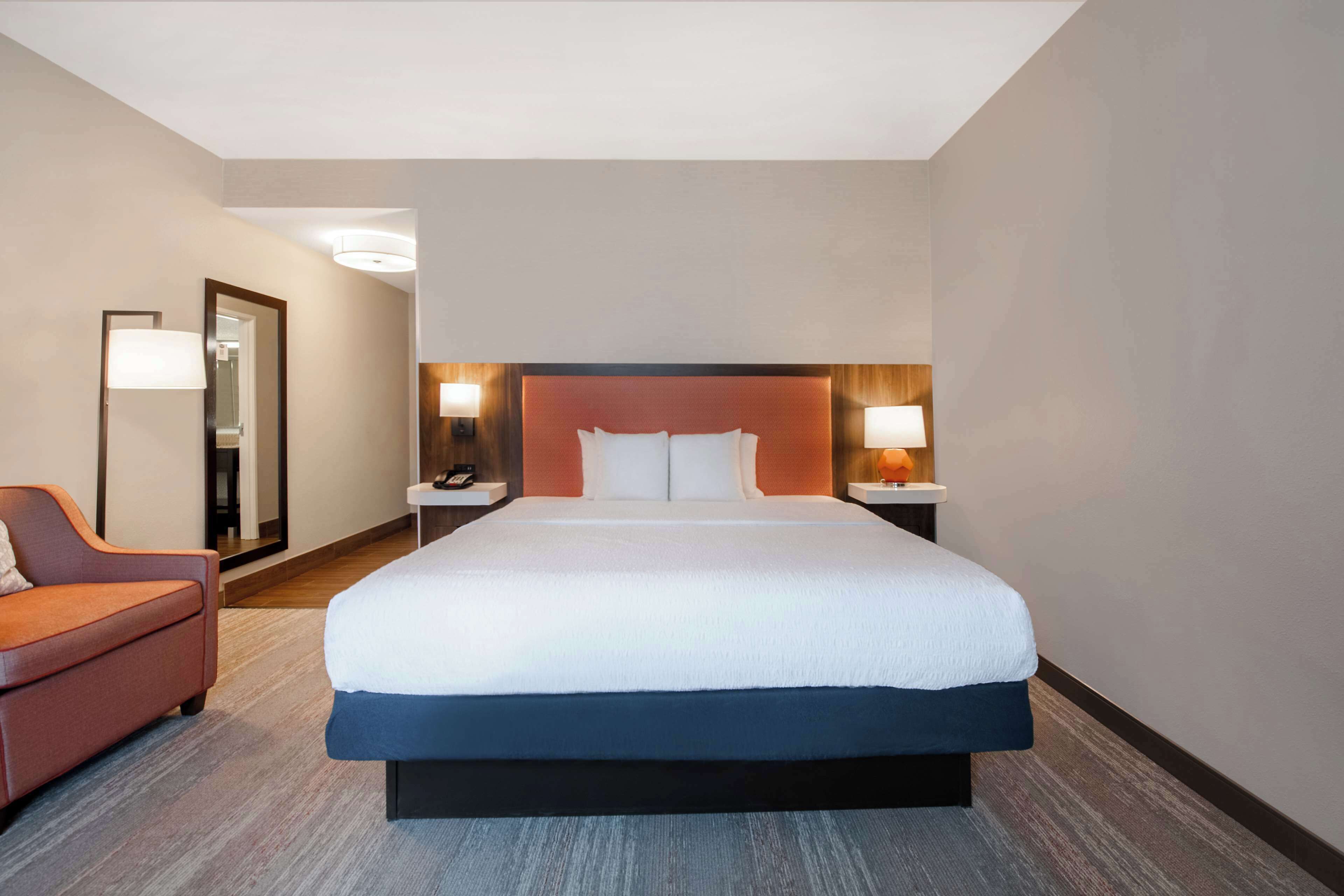 Hampton Inn & Suites Harvey