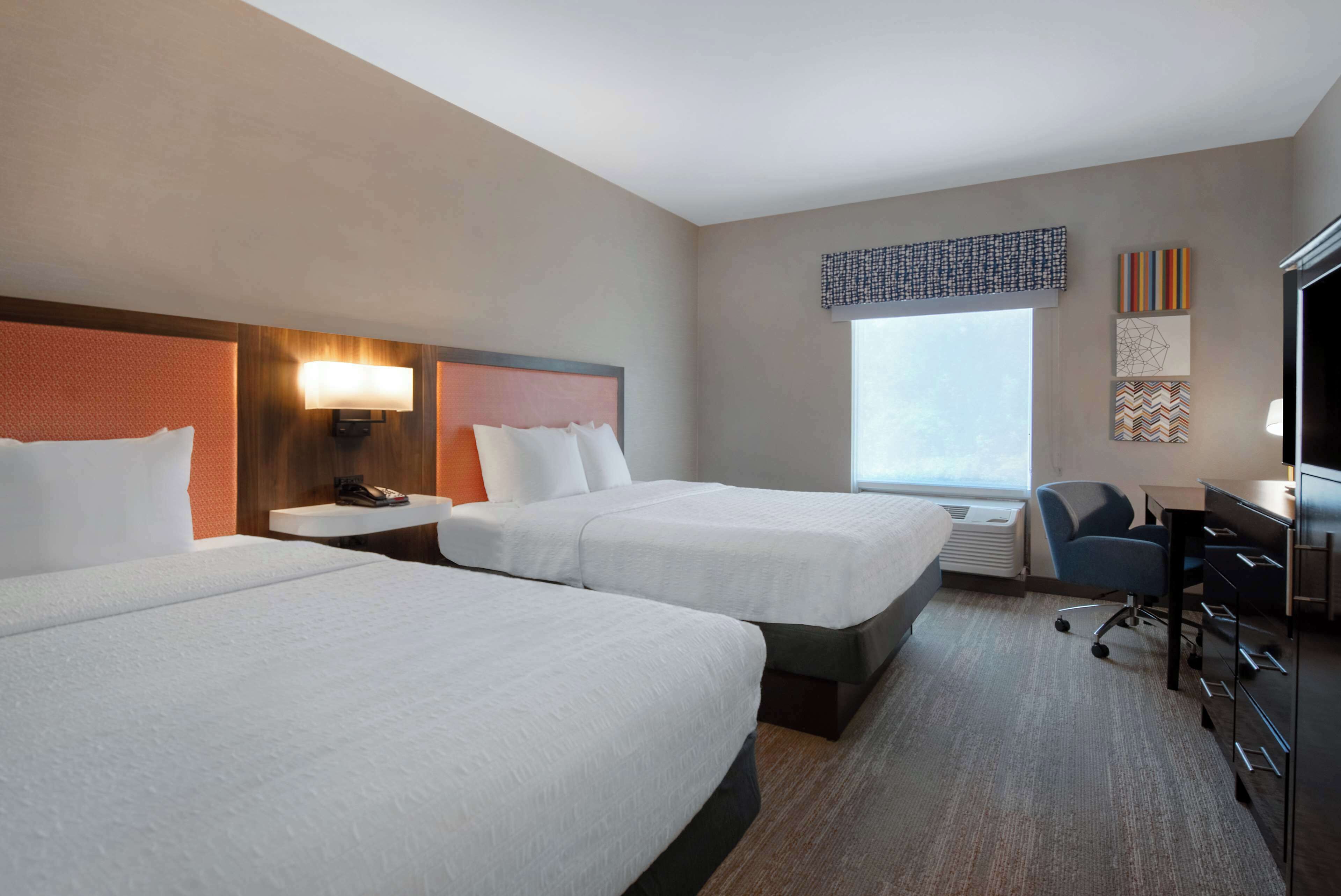 Hampton Inn & Suites Harvey