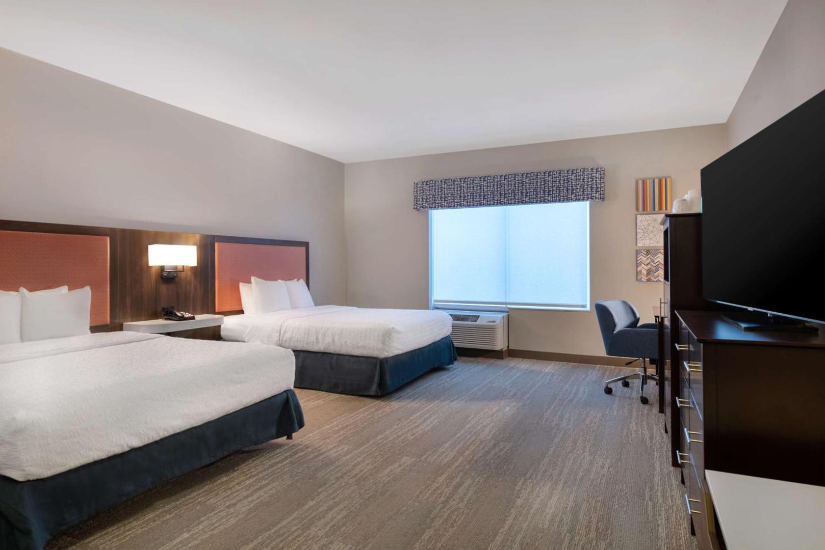 Hampton Inn & Suites Harvey