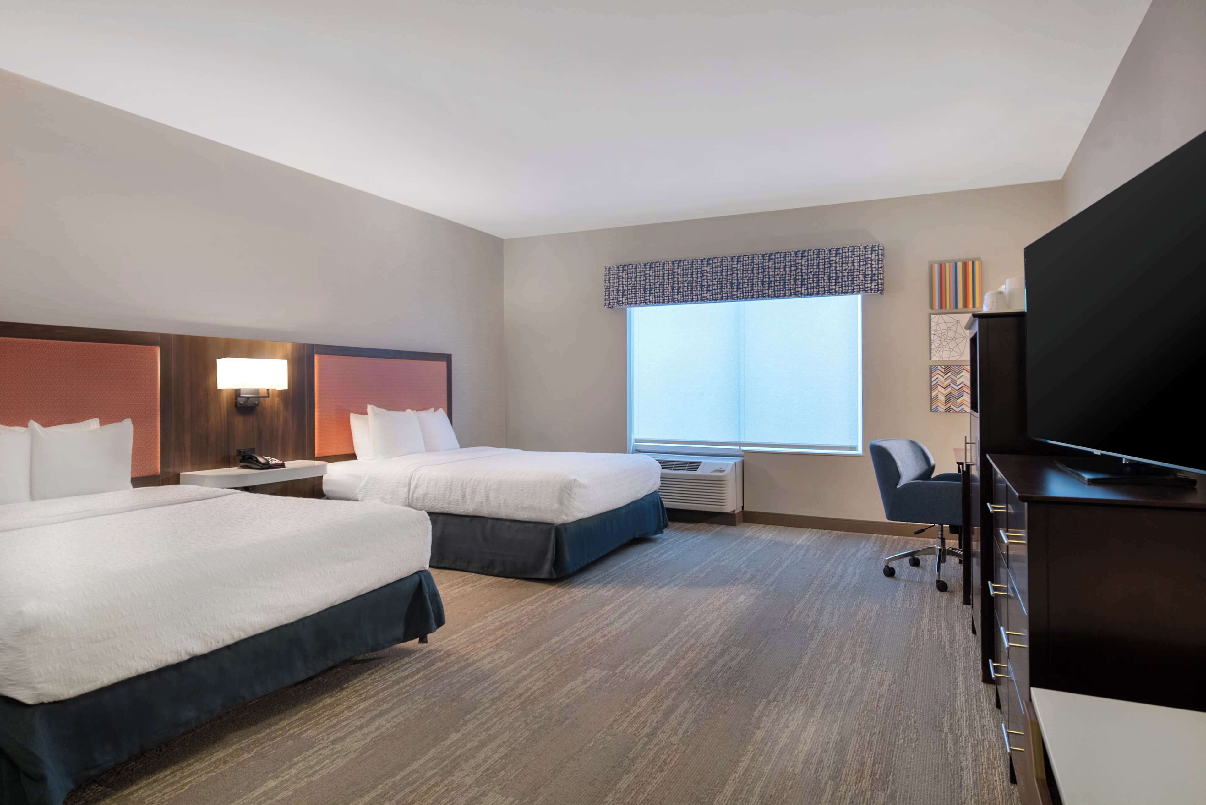 Hampton Inn & Suites Harvey