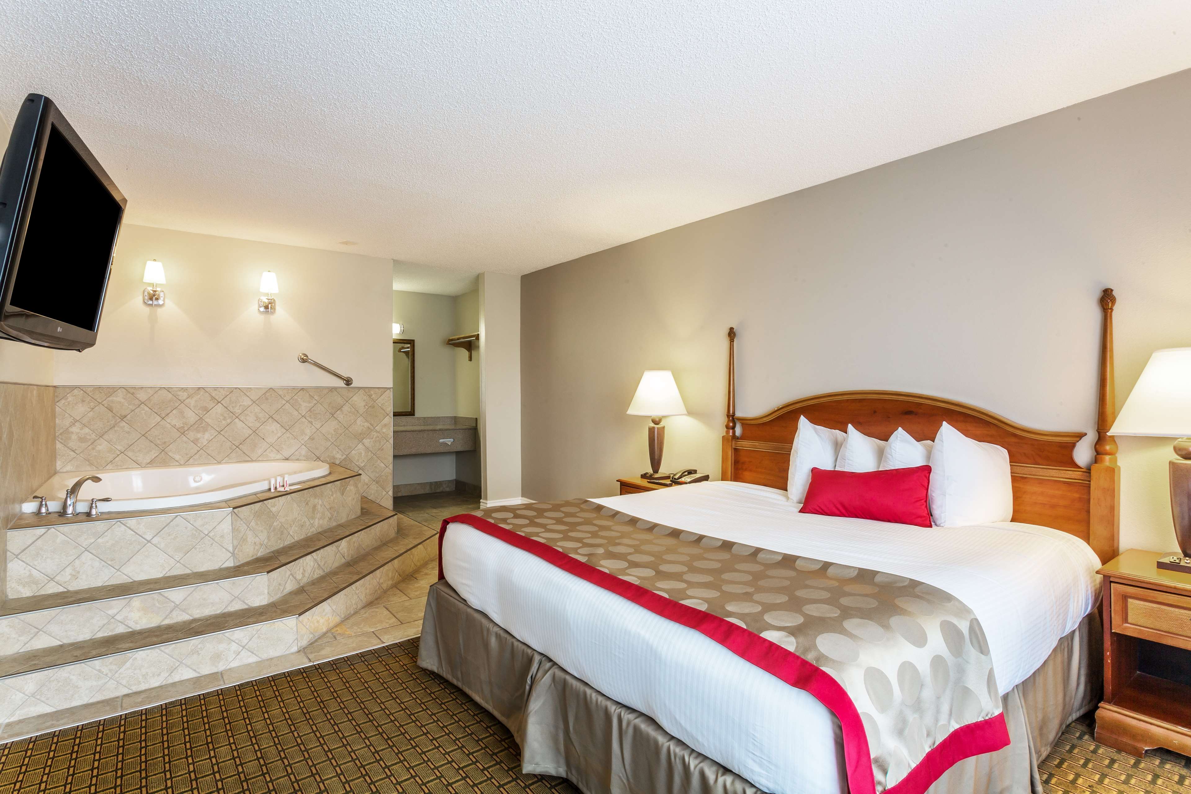 Ramada by Wyndham Houma