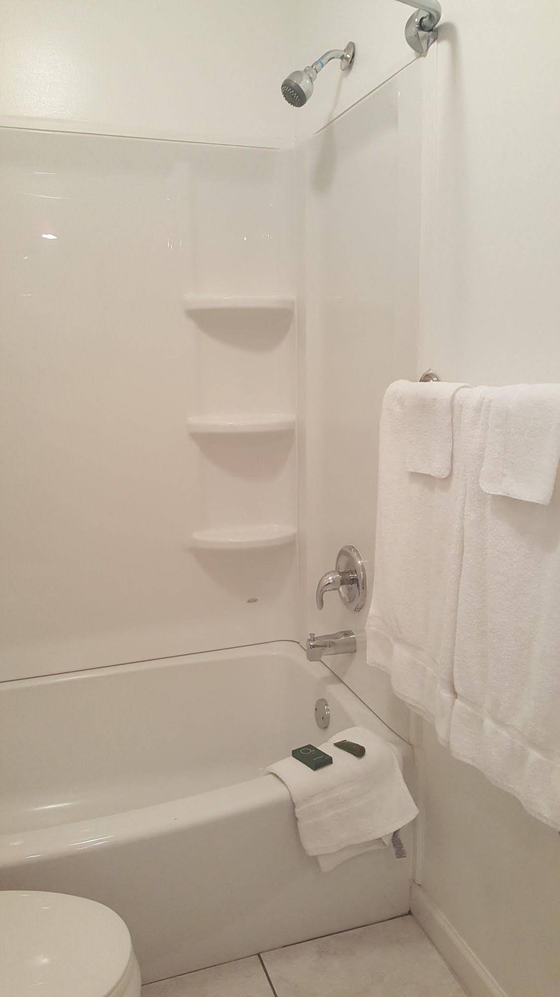 Jefferson Inn & Suites
