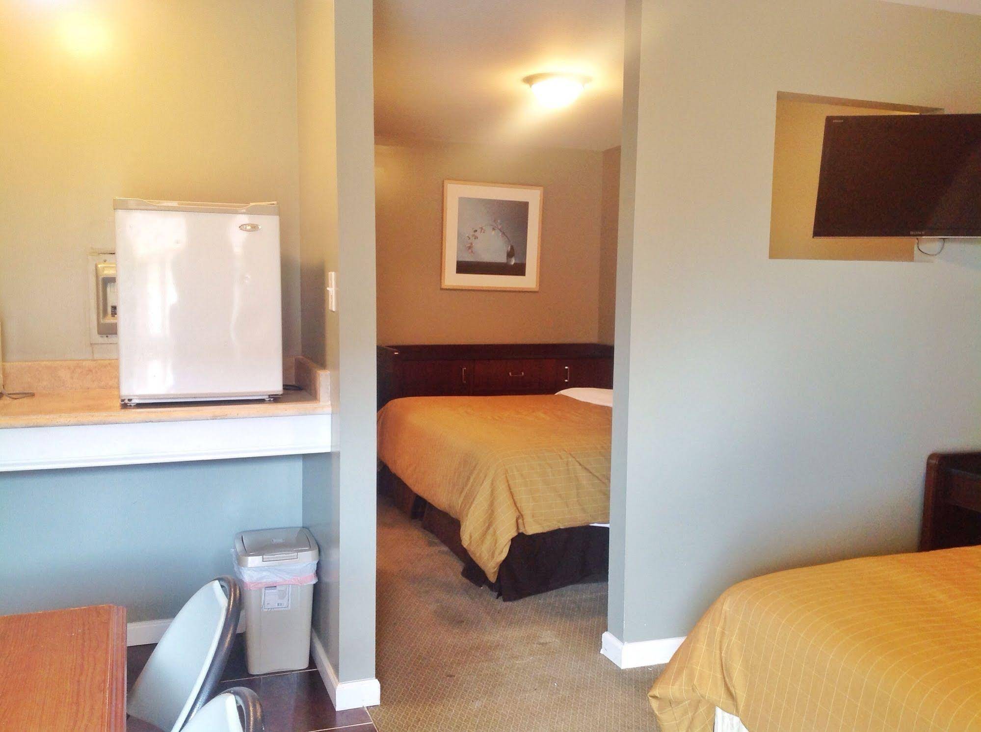 Jefferson Inn & Suites