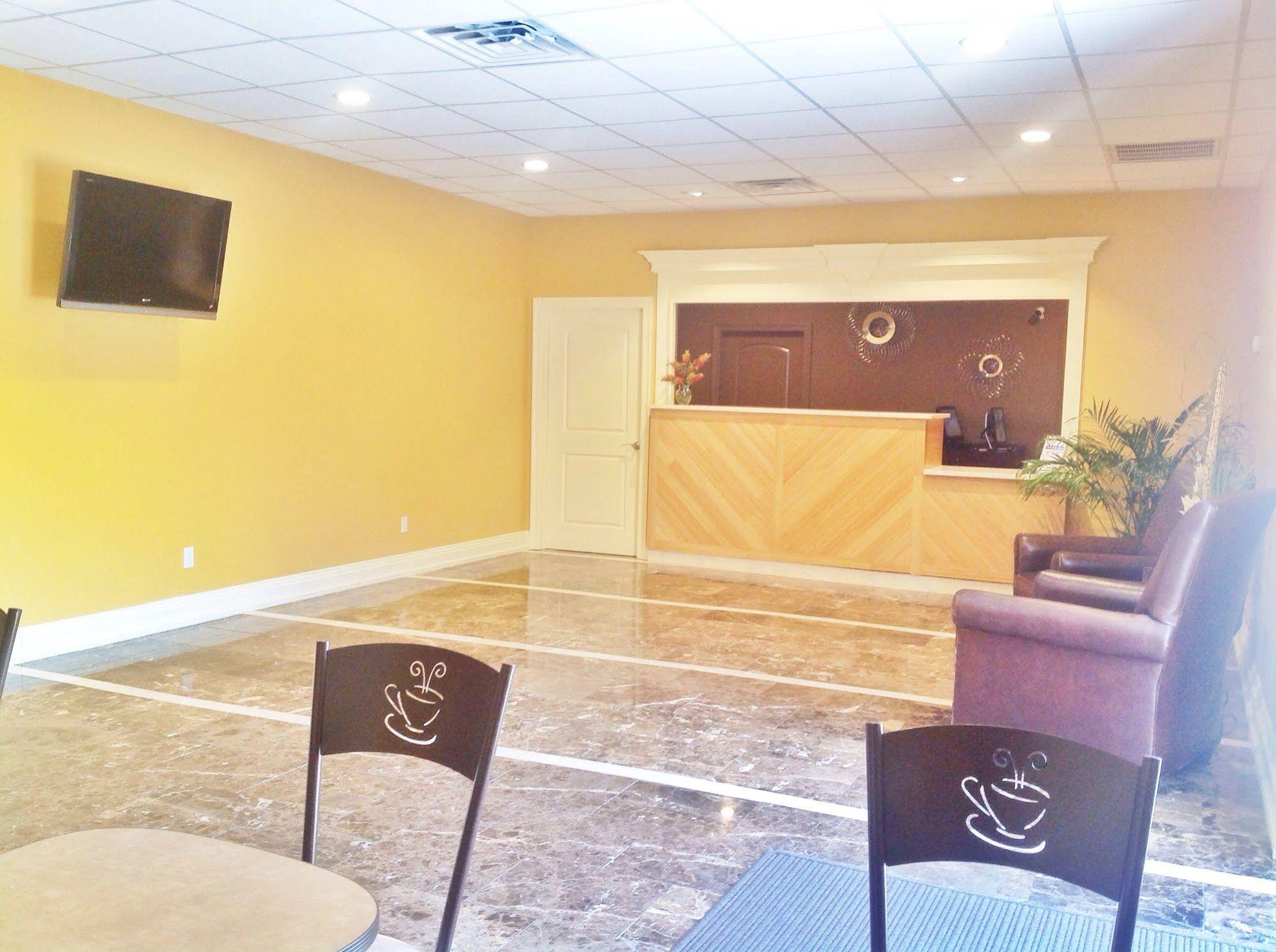 Jefferson Inn & Suites