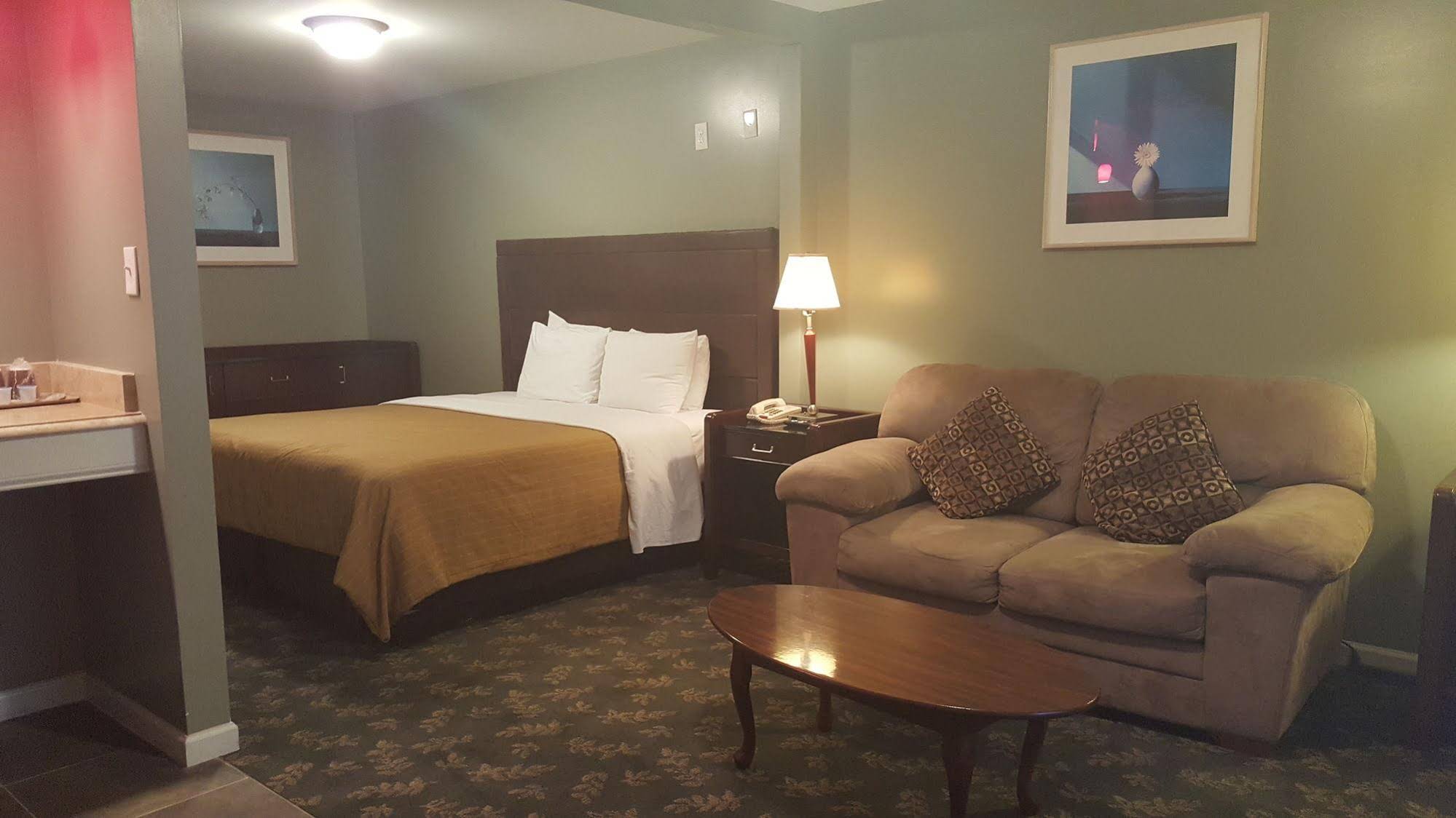 Jefferson Inn & Suites