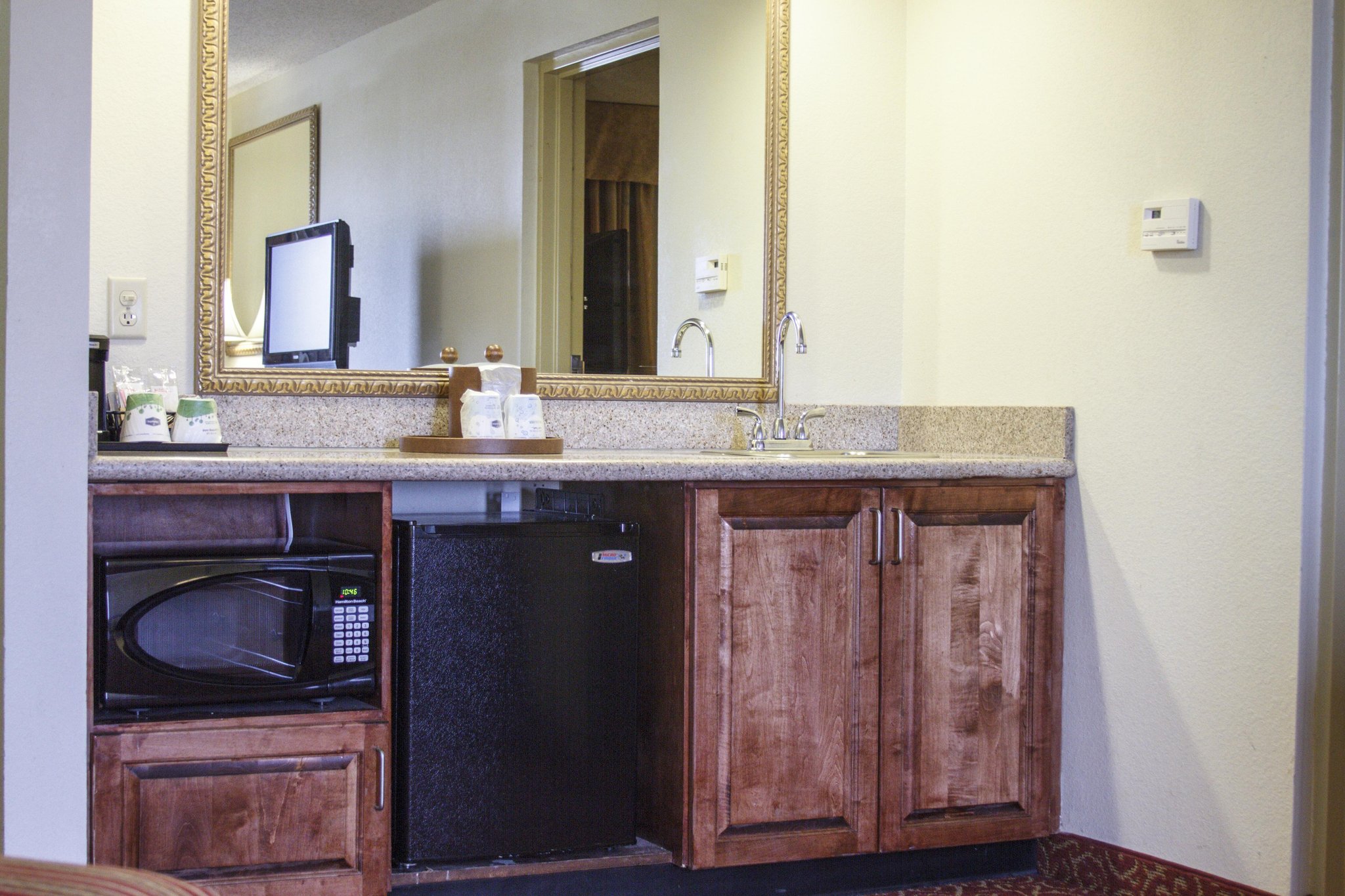 Hampton Inn & Suites Jennings