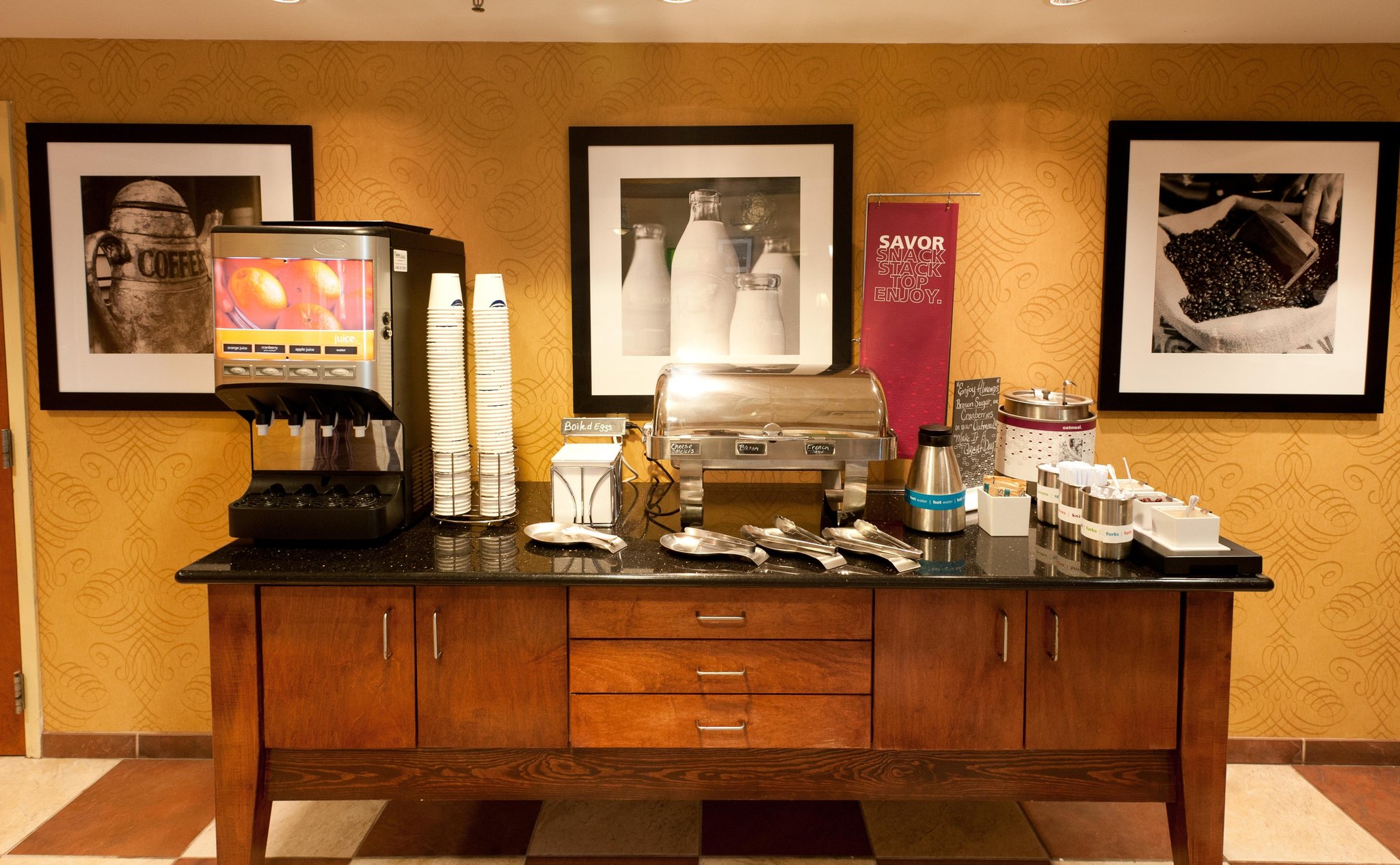 Hampton Inn & Suites Jennings