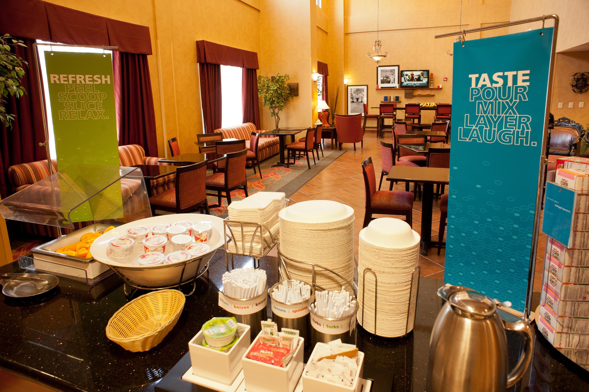 Hampton Inn & Suites Jennings