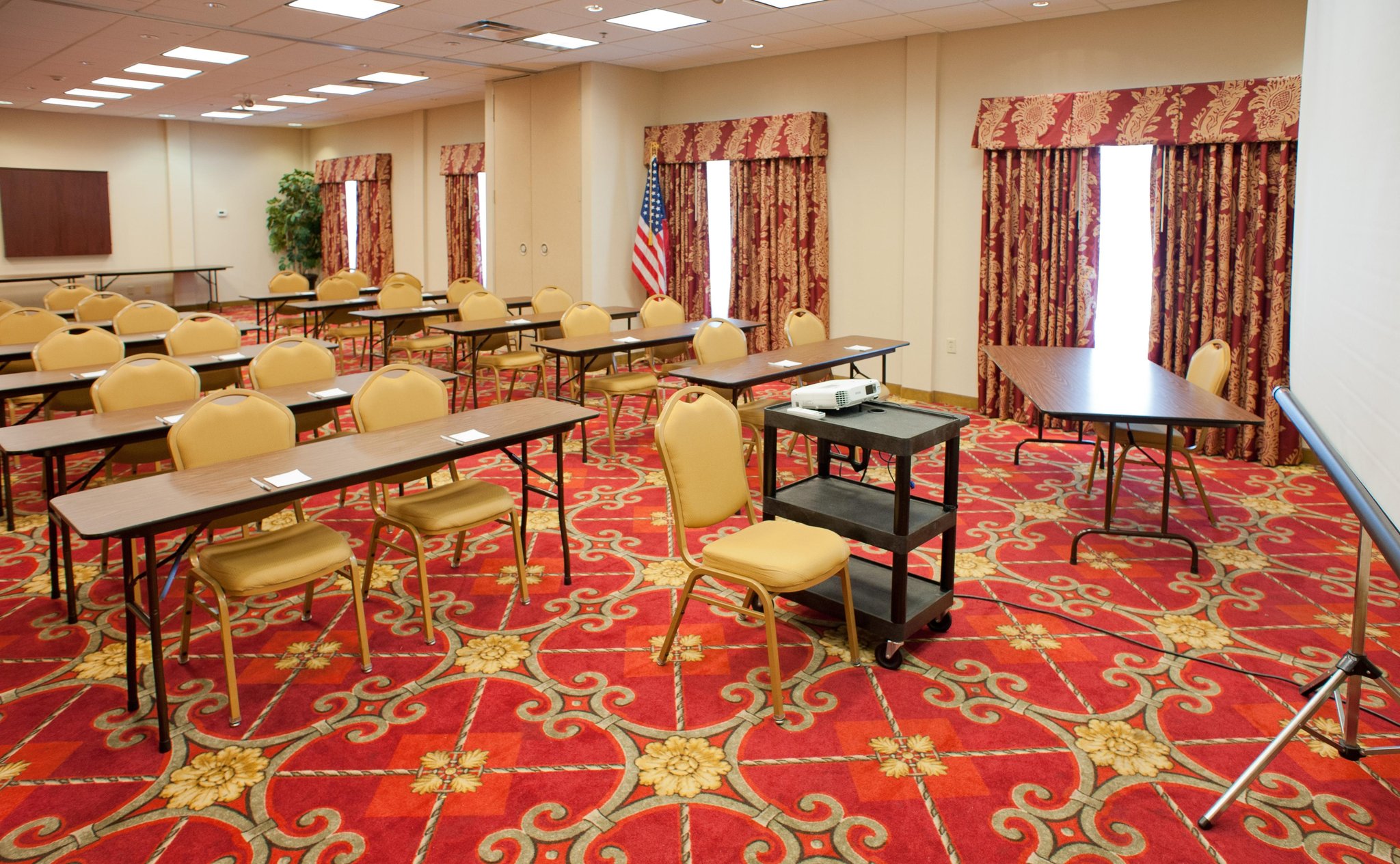 Hampton Inn & Suites Jennings