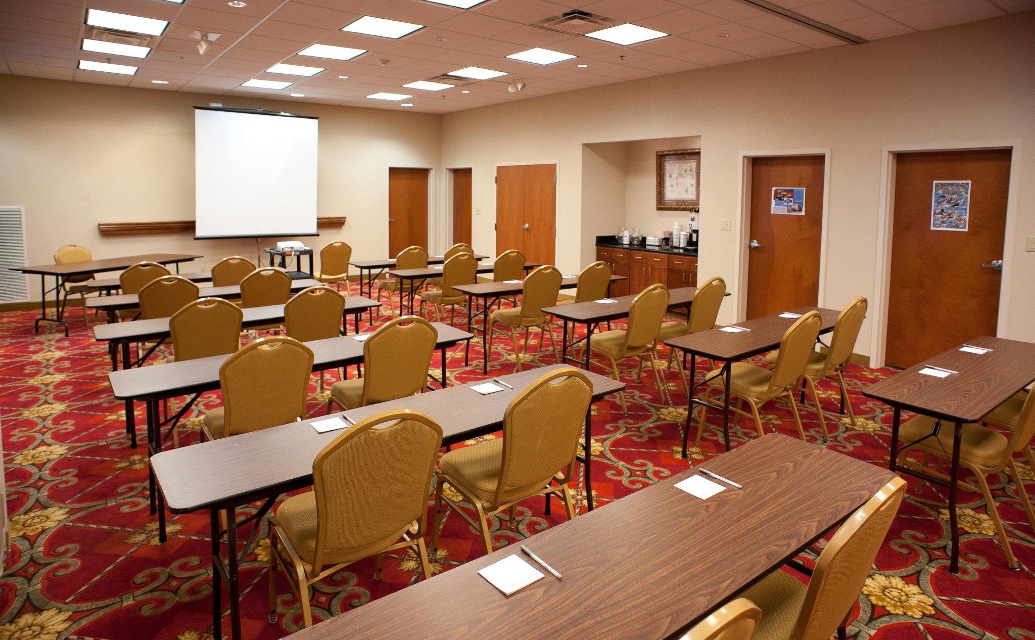 Hampton Inn & Suites Jennings