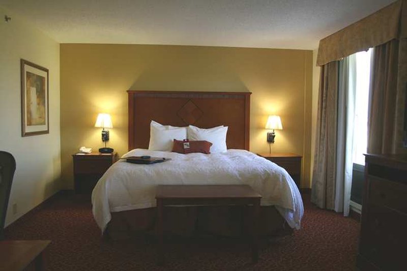 Hampton Inn & Suites Jennings