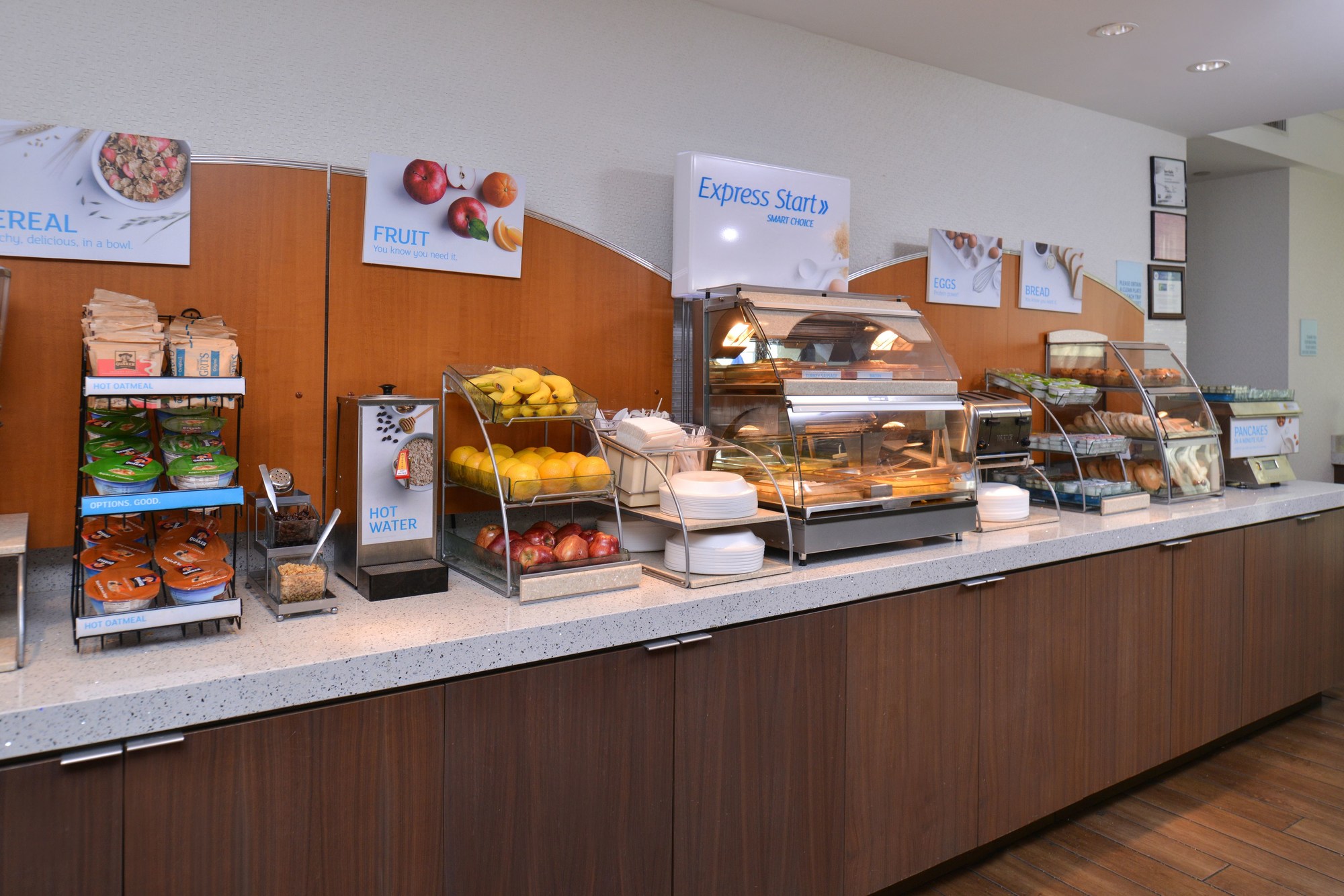 Holiday Inn Express Hotel & Suites New Orleans Airport South