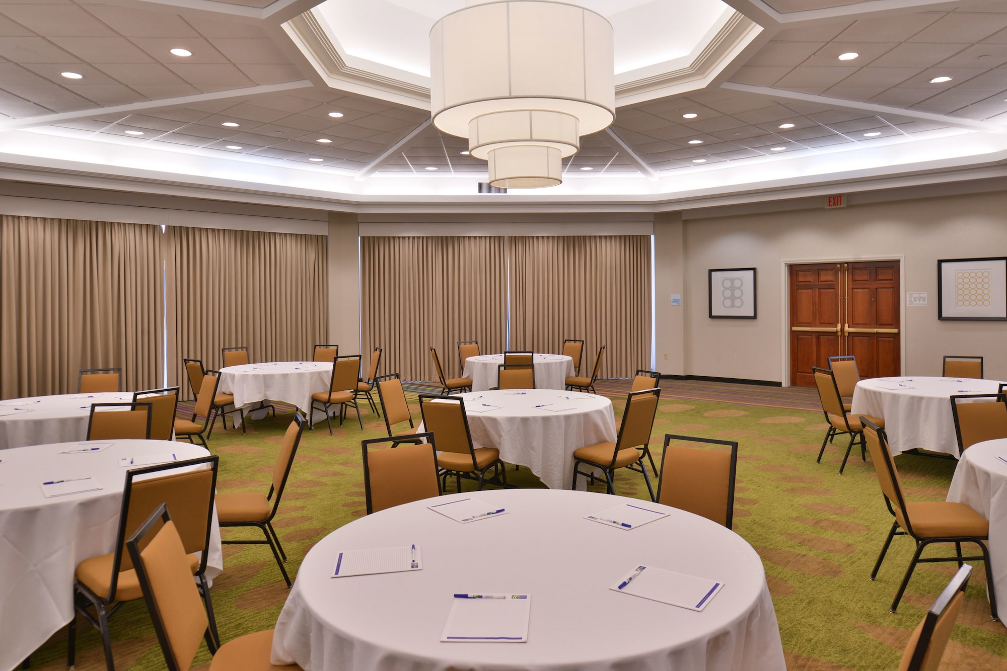 Holiday Inn Express Hotel & Suites New Orleans Airport South