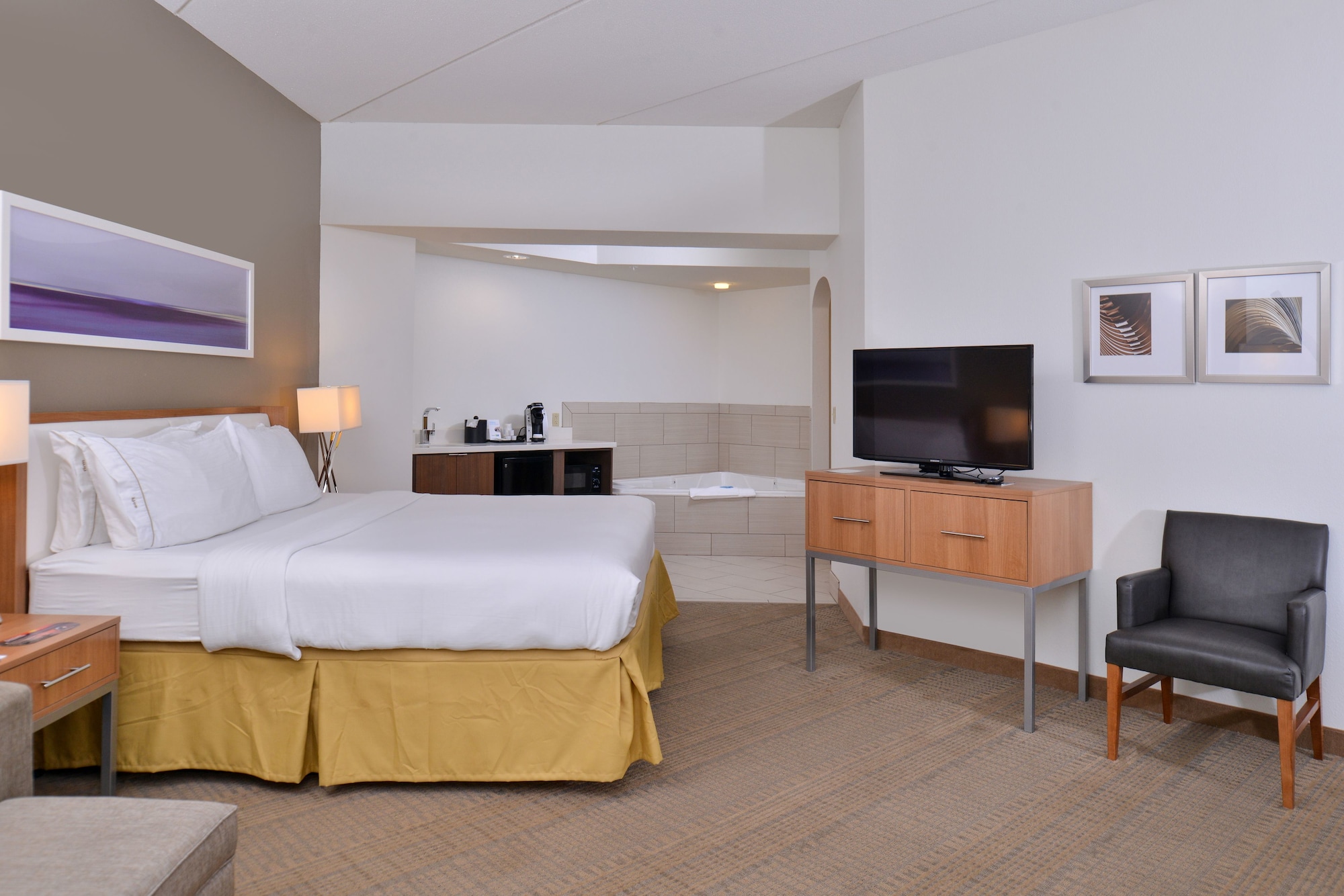 Holiday Inn Express Hotel & Suites New Orleans Airport South