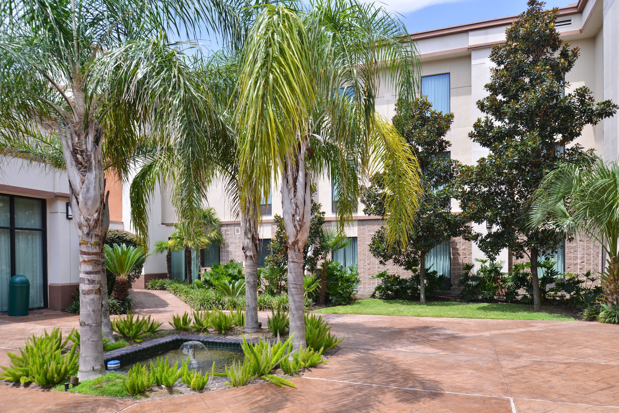 Holiday Inn Express Hotel & Suites New Orleans Airport South