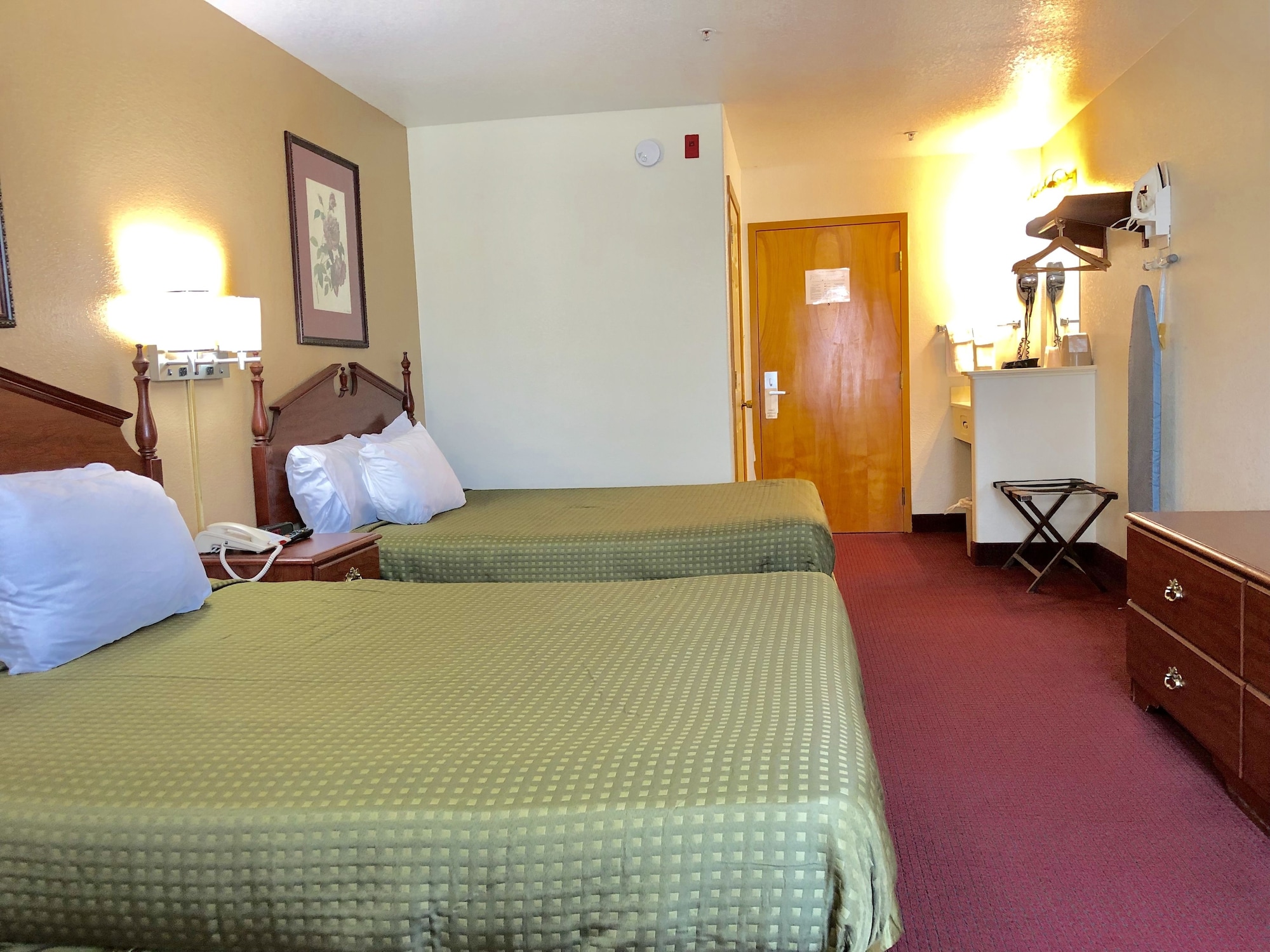 Super 8 by Wyndham Kinder/Coushatta near Casino