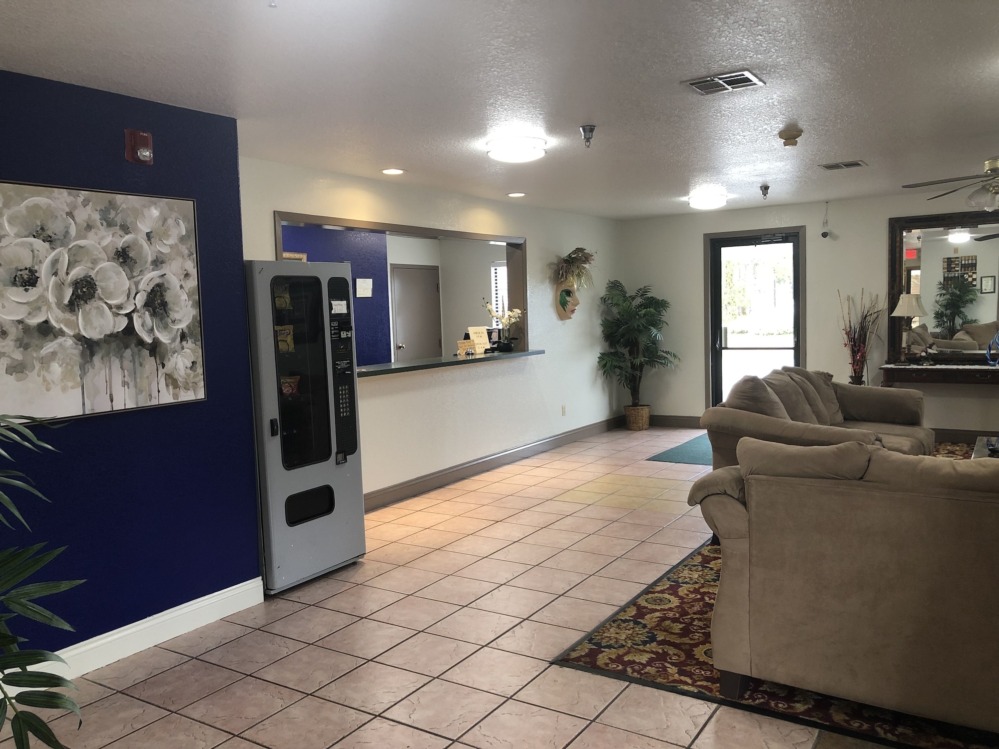 Super 8 by Wyndham Kinder/Coushatta near Casino