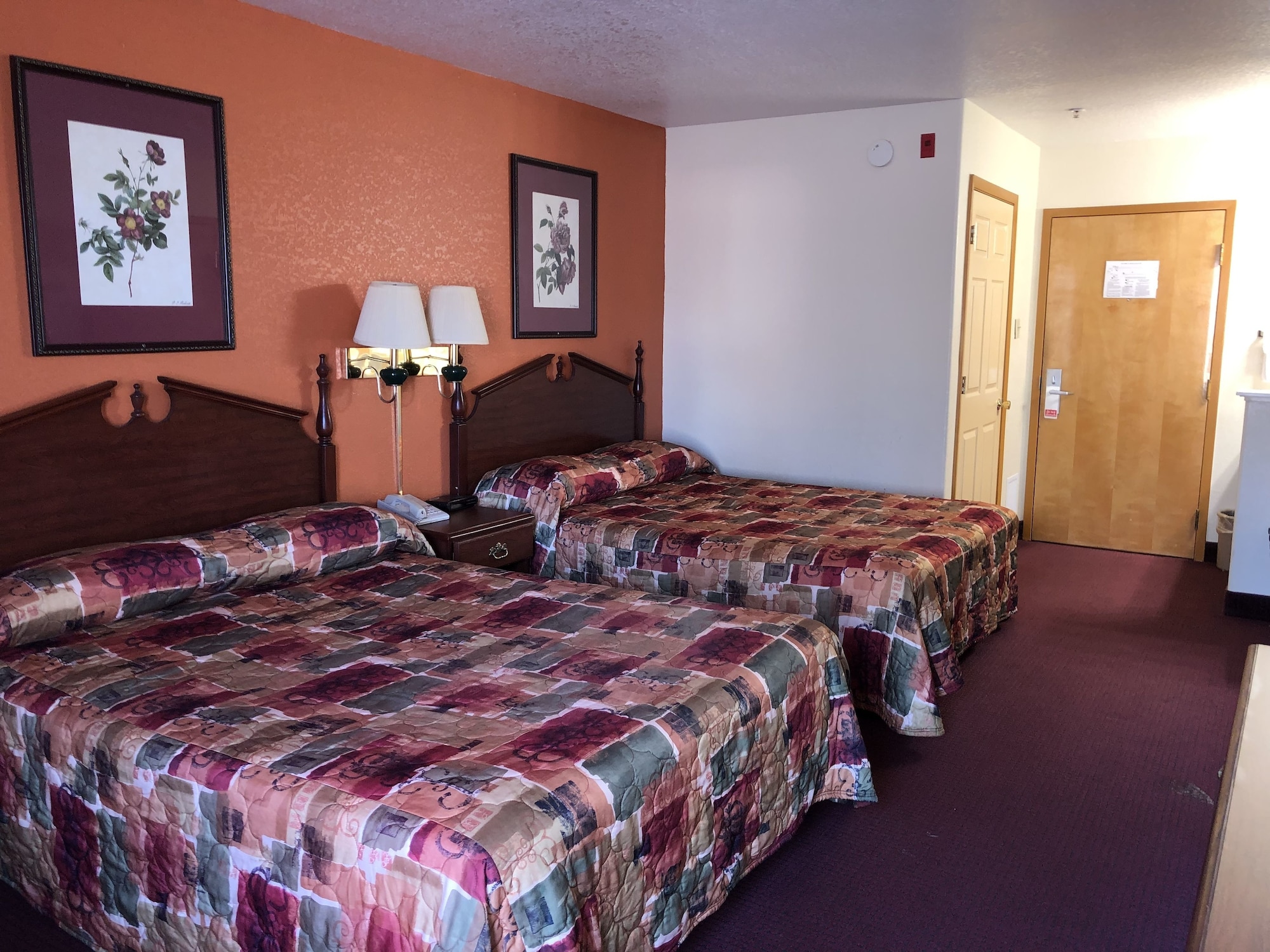 Super 8 by Wyndham Kinder/Coushatta near Casino