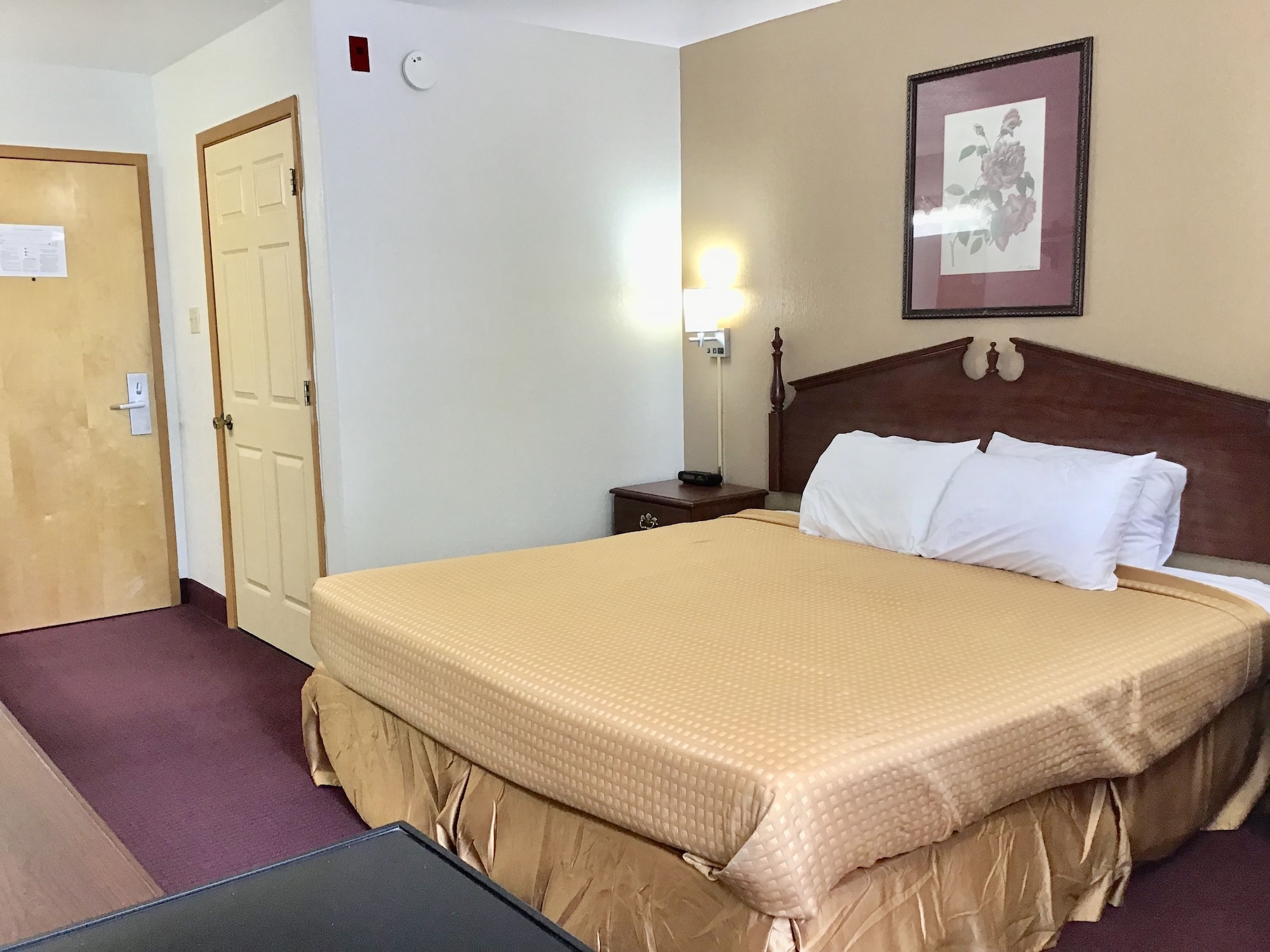 Super 8 by Wyndham Kinder/Coushatta near Casino