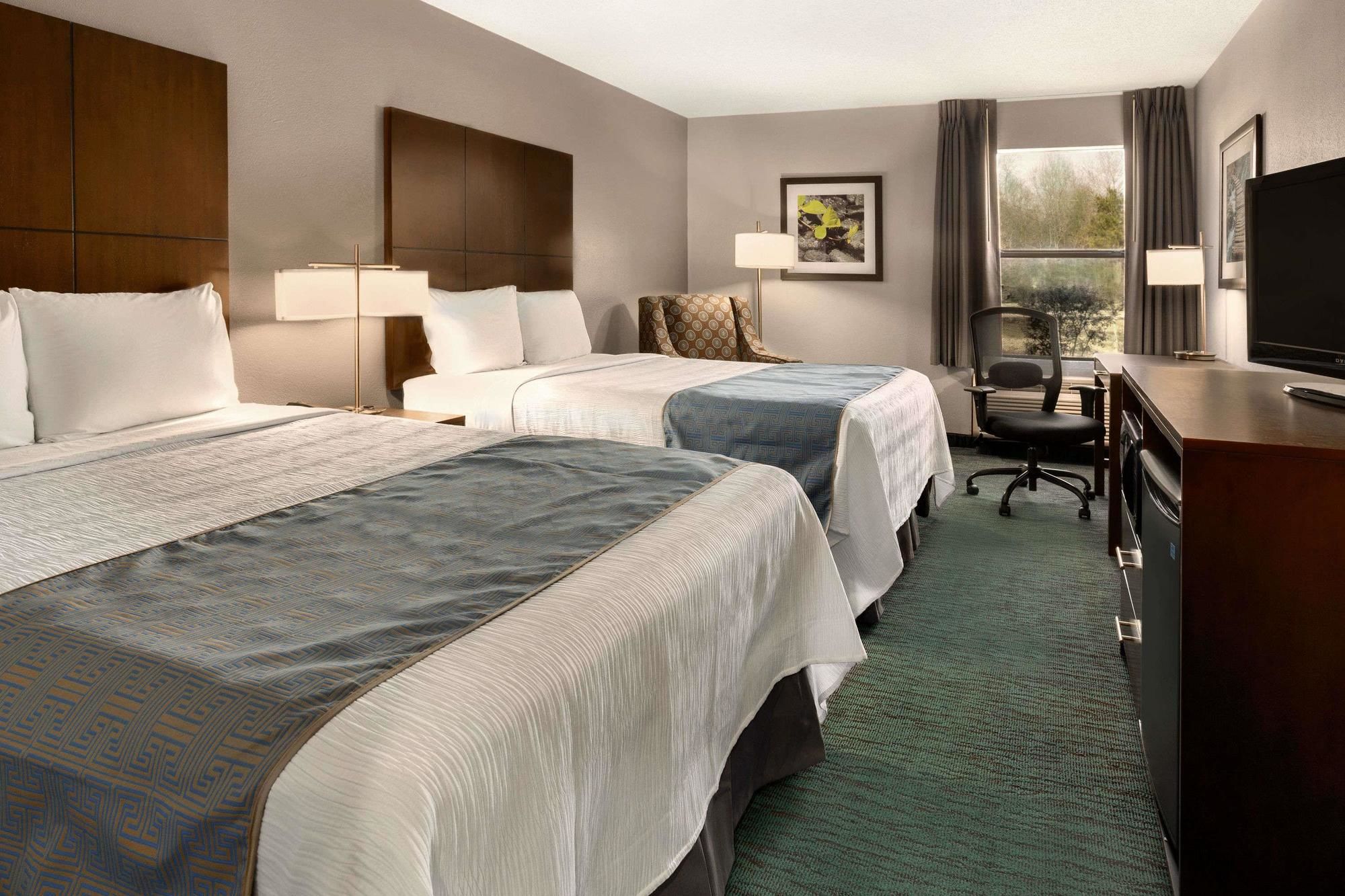 Hotel Kinder Express Near Coushatta Resort