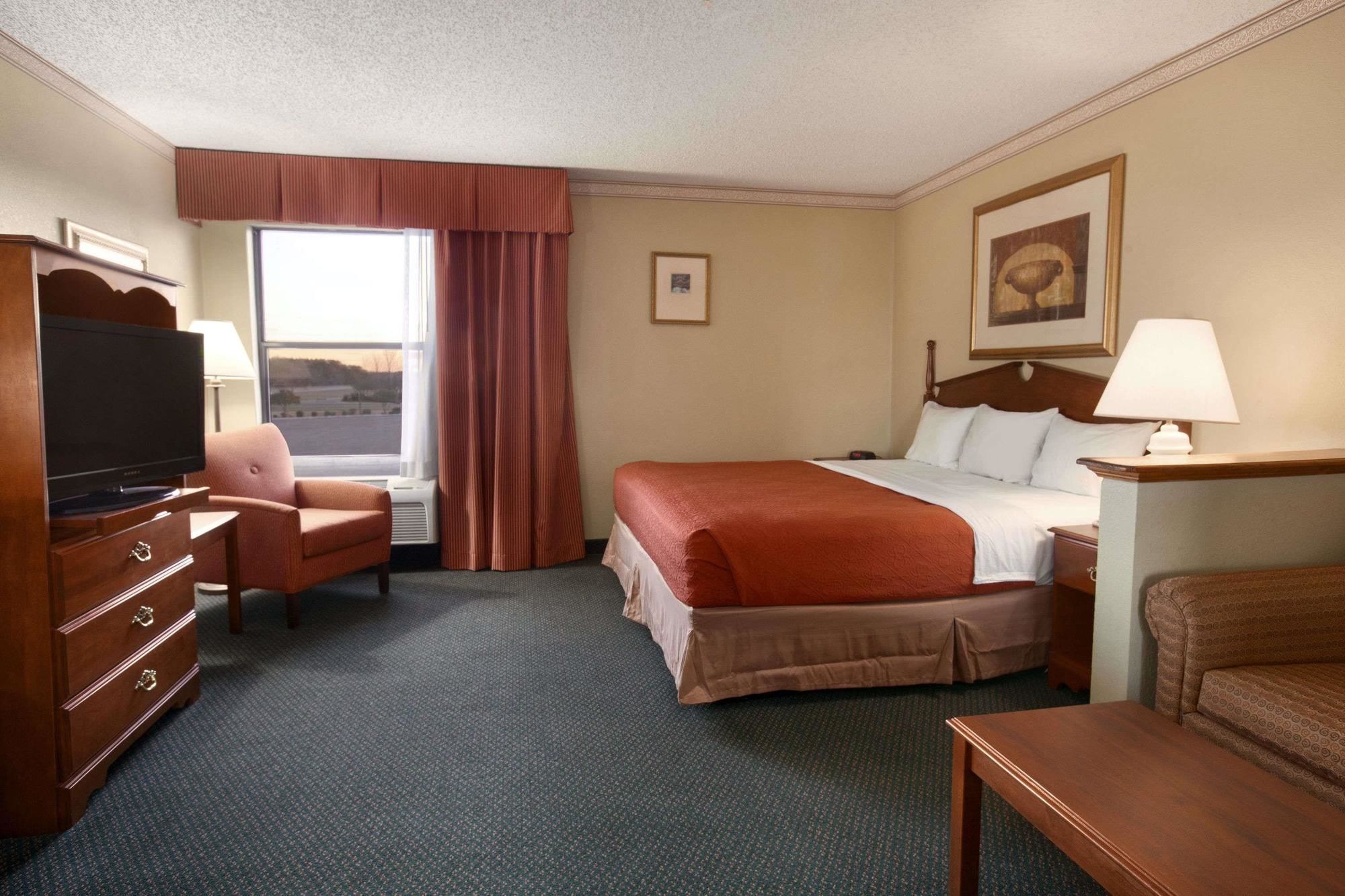 Hotel Kinder Express Near Coushatta Resort