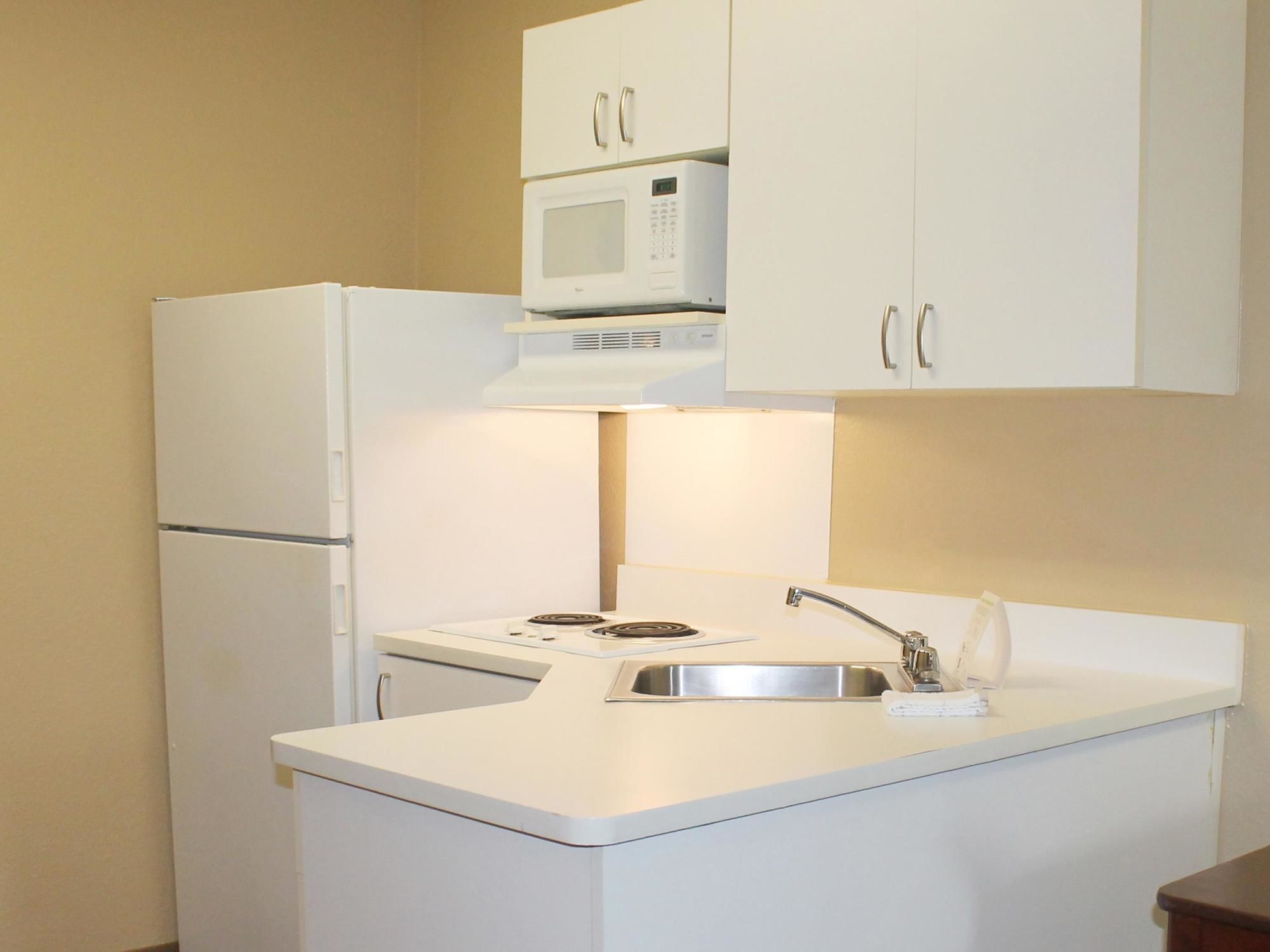 Extended Stay America Select Suites Lafayette Airport