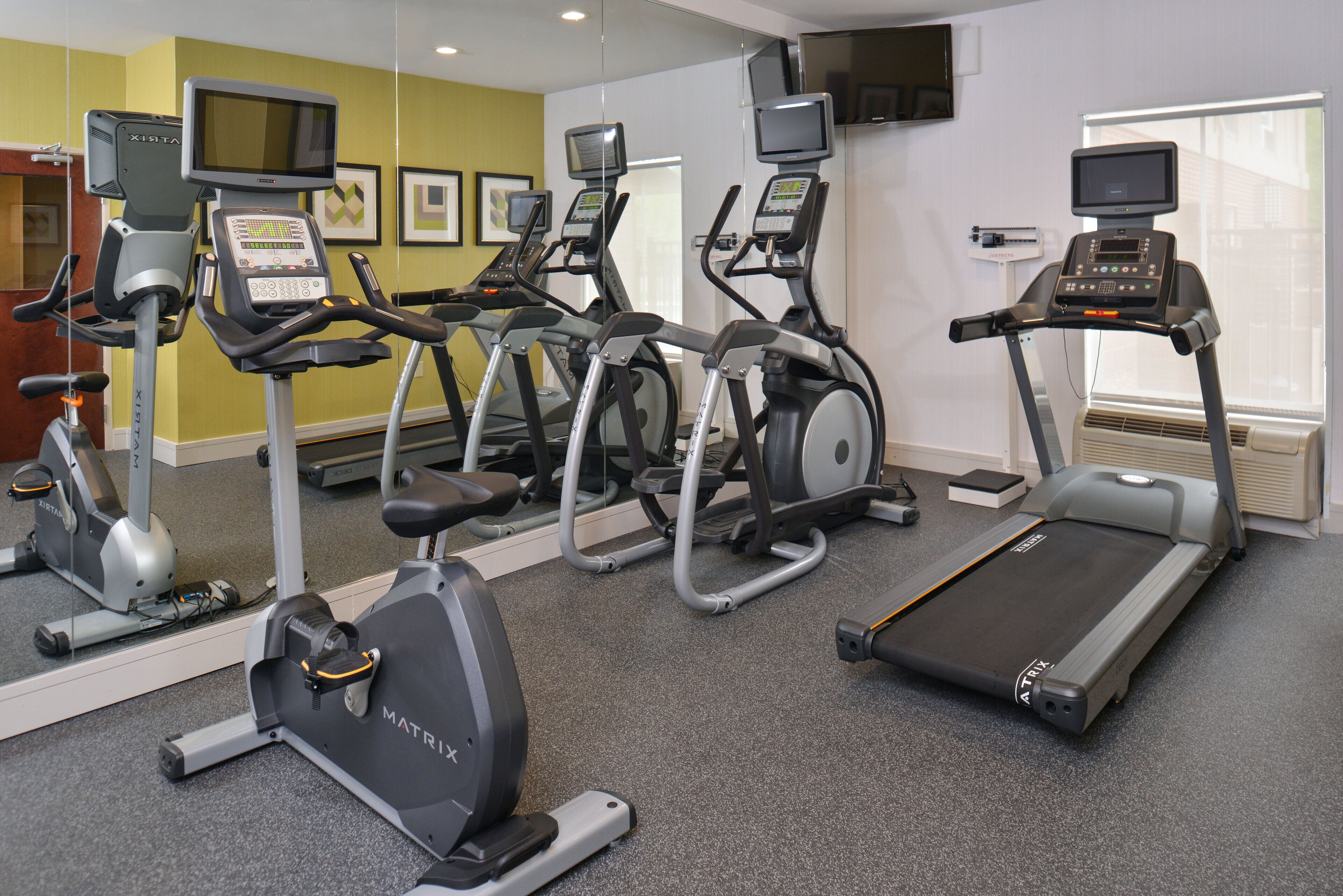 Holiday Inn Express & Suites Lafayette