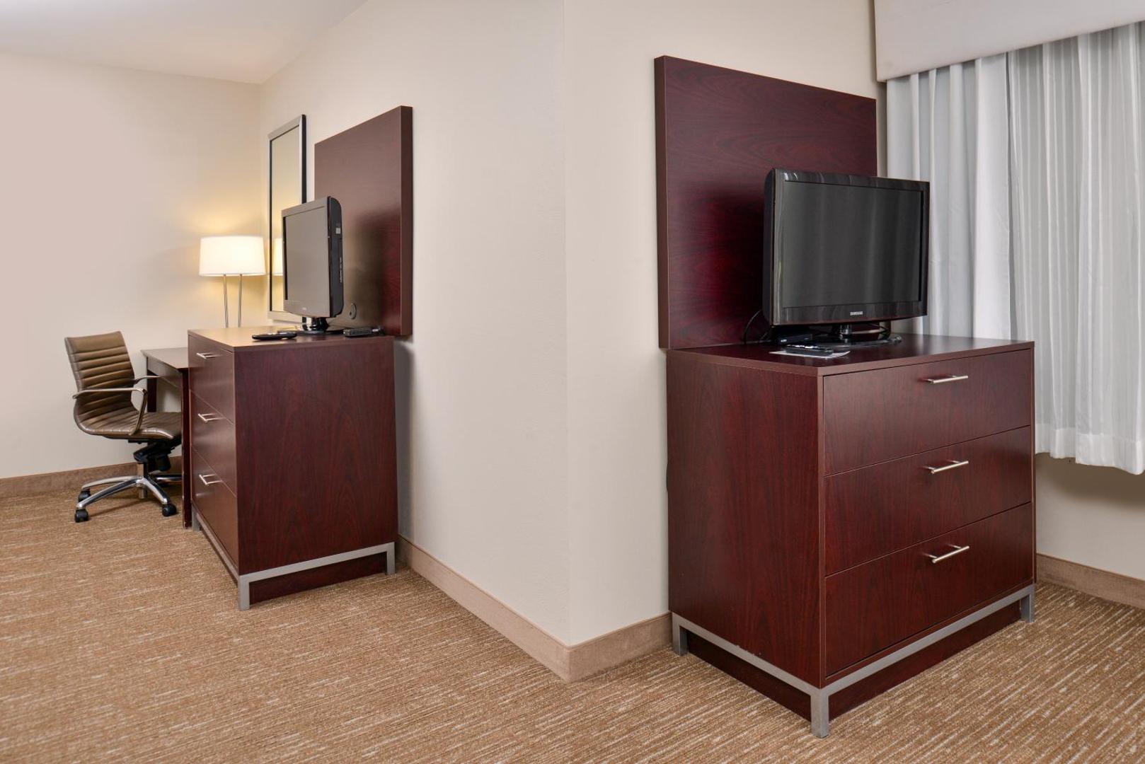 Holiday Inn Express & Suites Lafayette