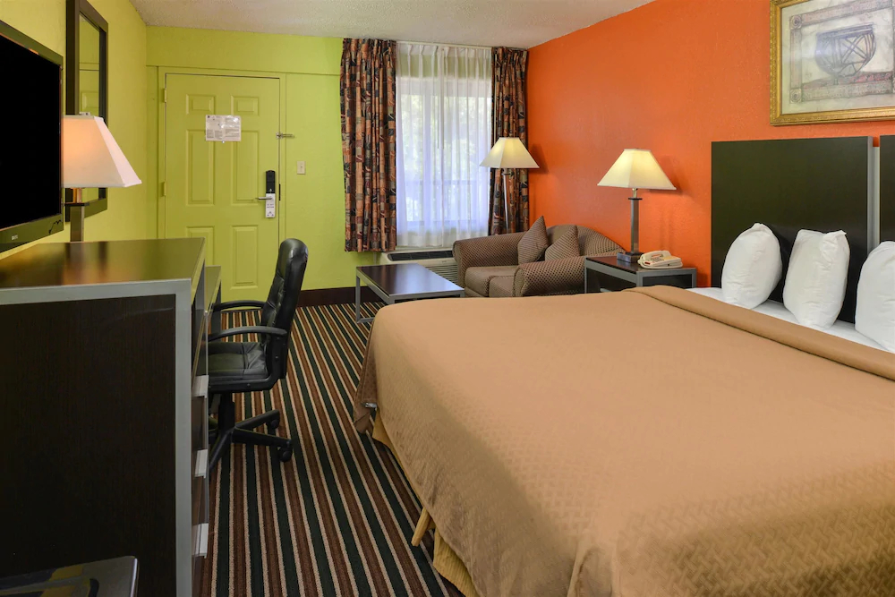 Motel 6 Lafayette