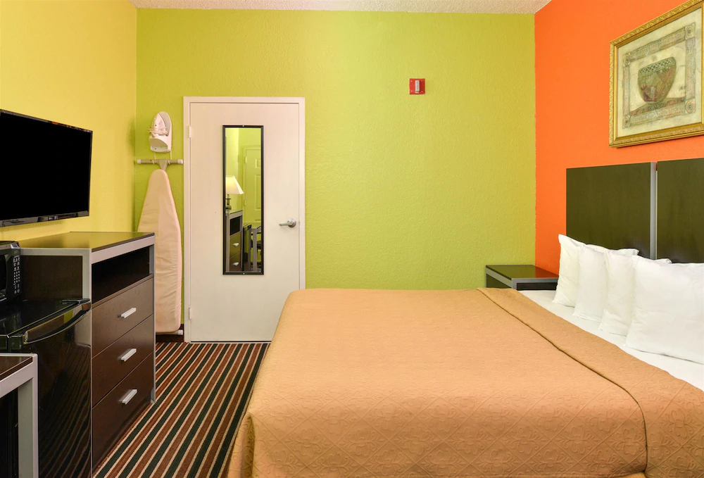 Motel 6 Lafayette