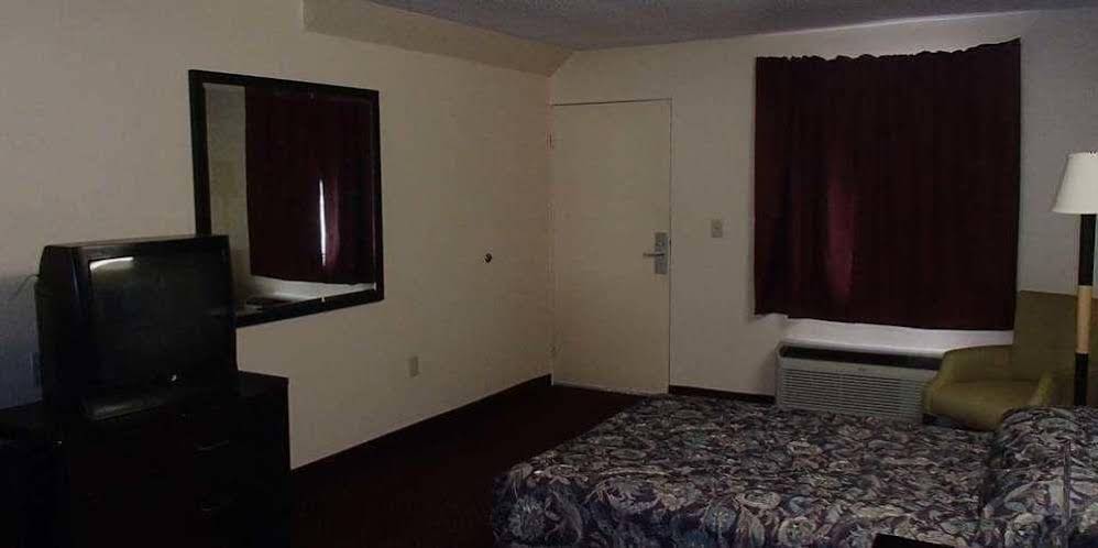 Royal Inn Lafayette