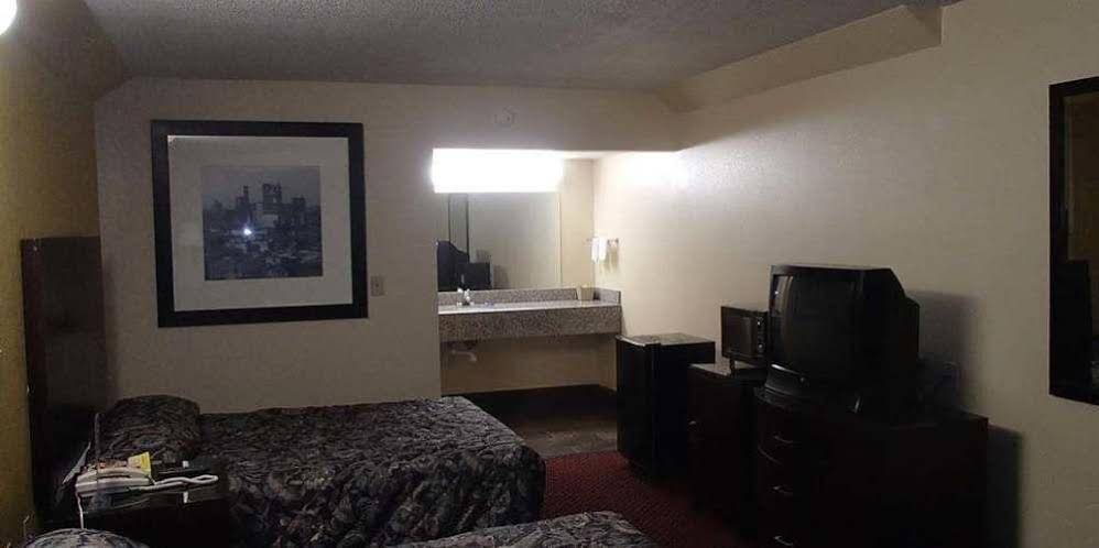 Royal Inn Lafayette