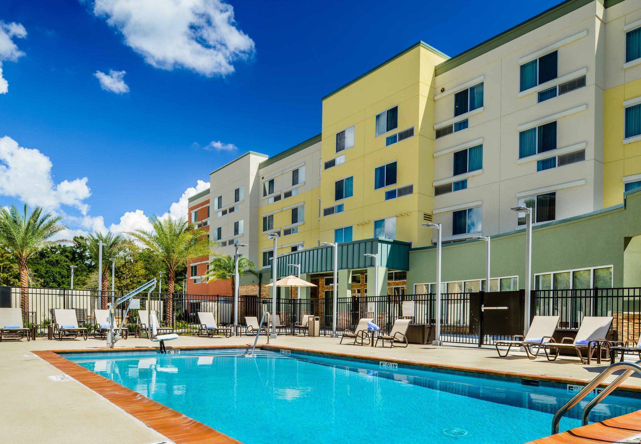 Courtyard Lake Charles