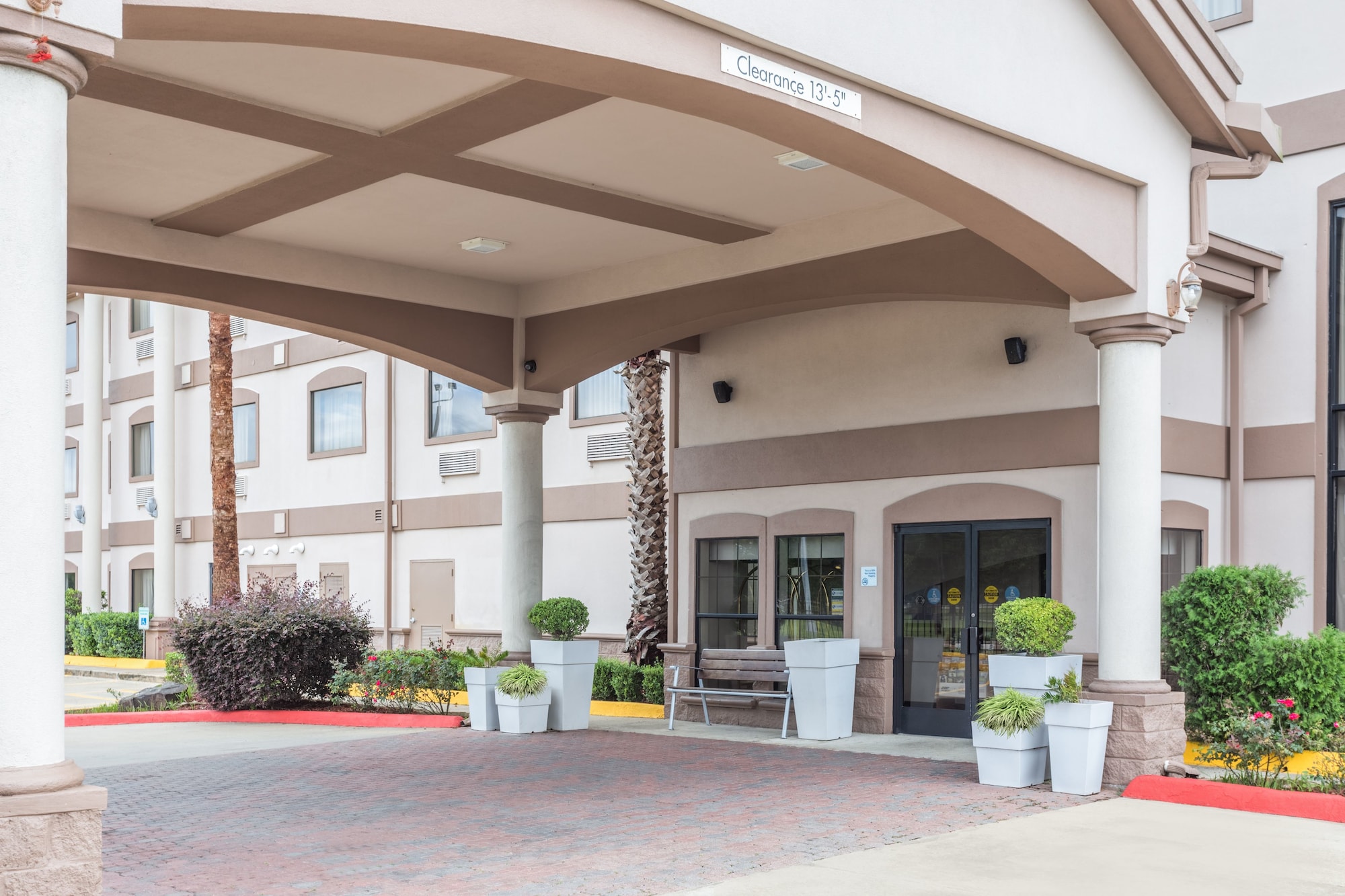 Holiday Inn Express Hotel & Suites Lake Charles